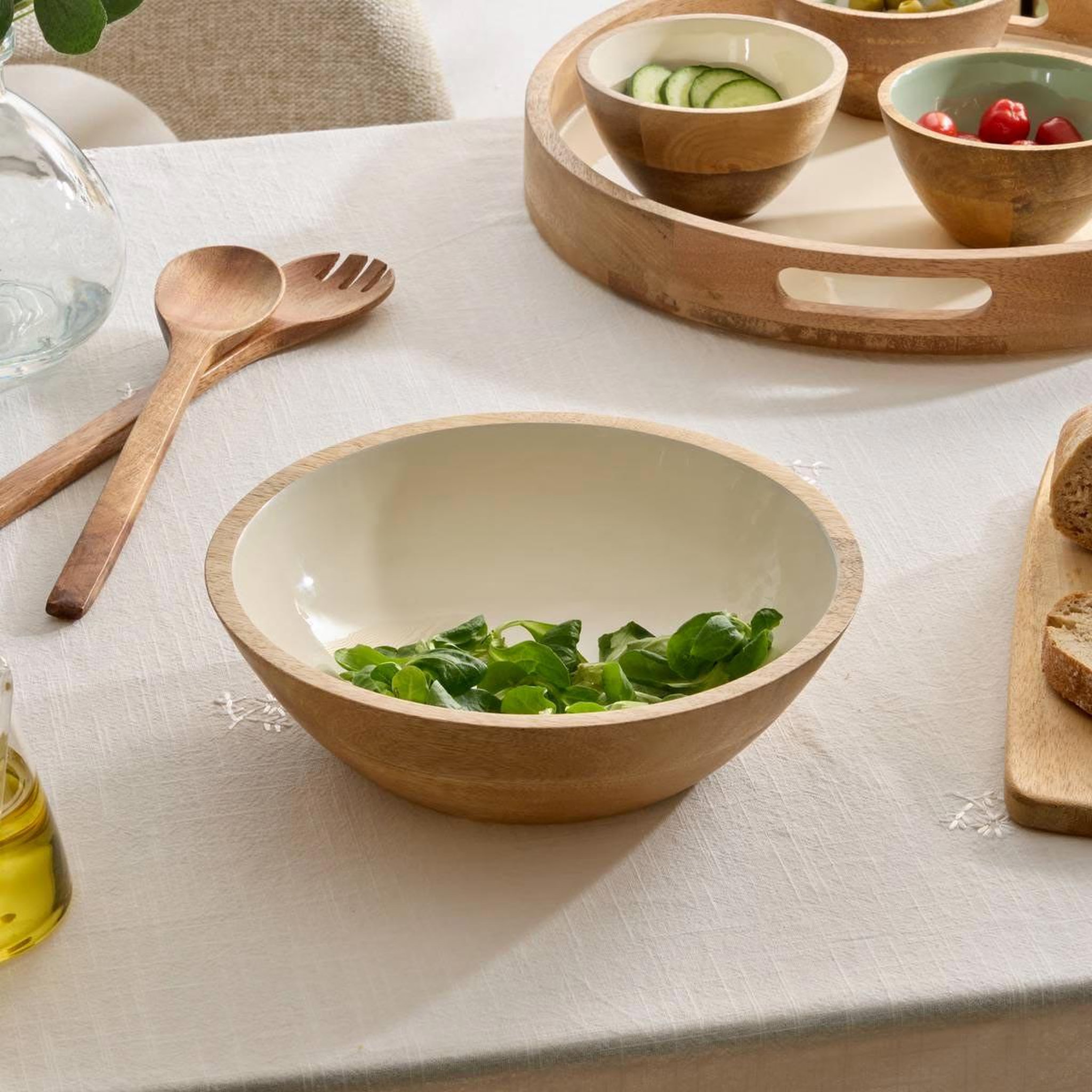 Voir la diapositive 2 : SECRET DE GOURMET Saladier en bois  inaya  19cm blanc