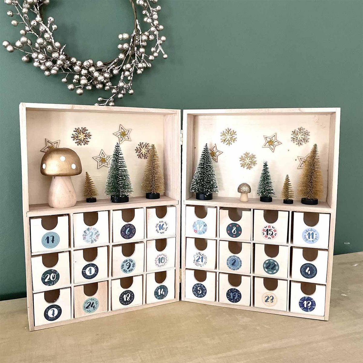 Artemio Calendrier de l'avent 24 tiroirs 24 x 33 cm