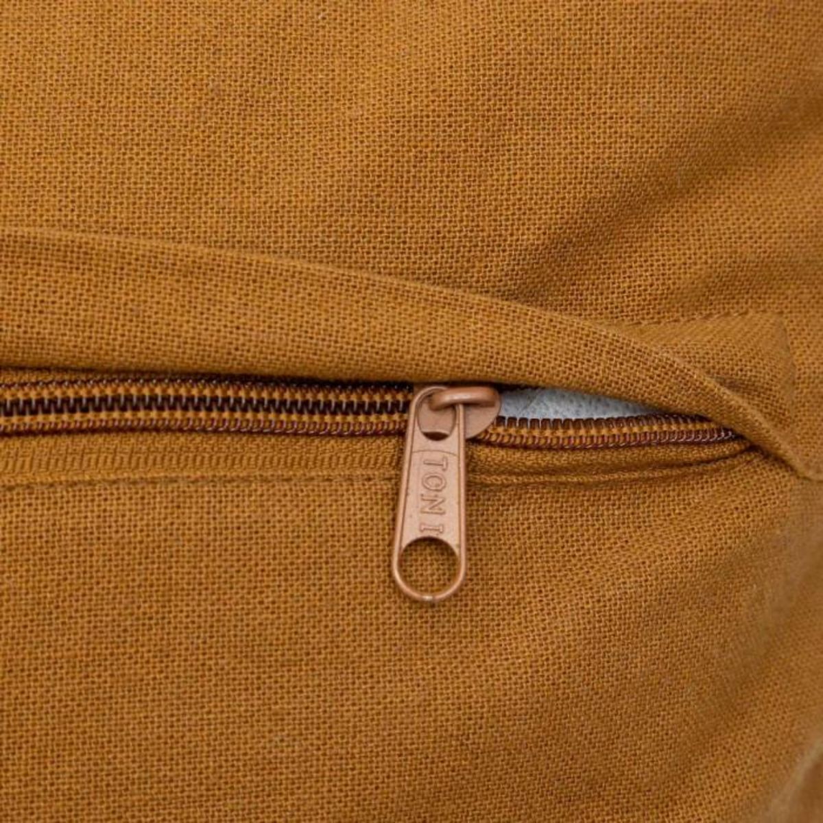 ATMOSPHERA Coussin Déco Matelassé  Family Corner  45x45cm Ocre