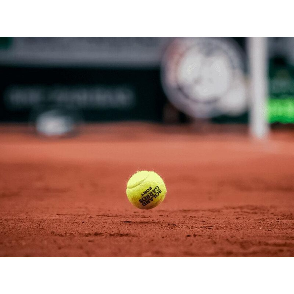 Smartbox Dans les coulisses du tennis : visite guidée du Stade Roland Garros à Paris pour 1 adulte - Coffret Cadeau Sport & Aventure
