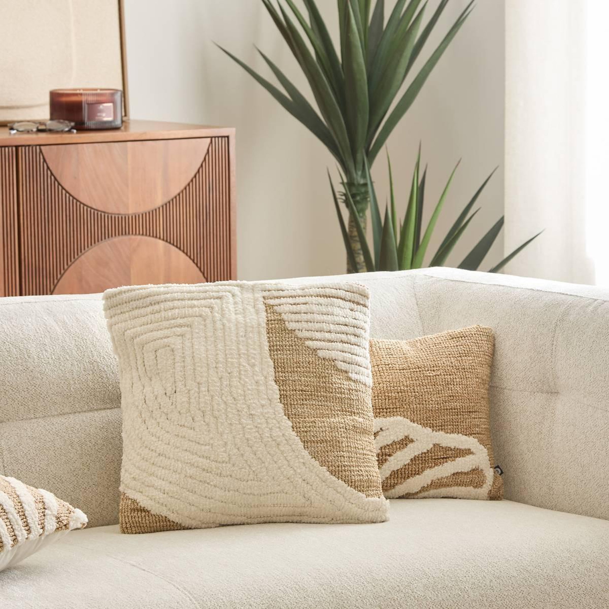Voir la diapositive 6 : ATMOSPHERA Coussin déco en relief  loomia  40x40cm beige lin