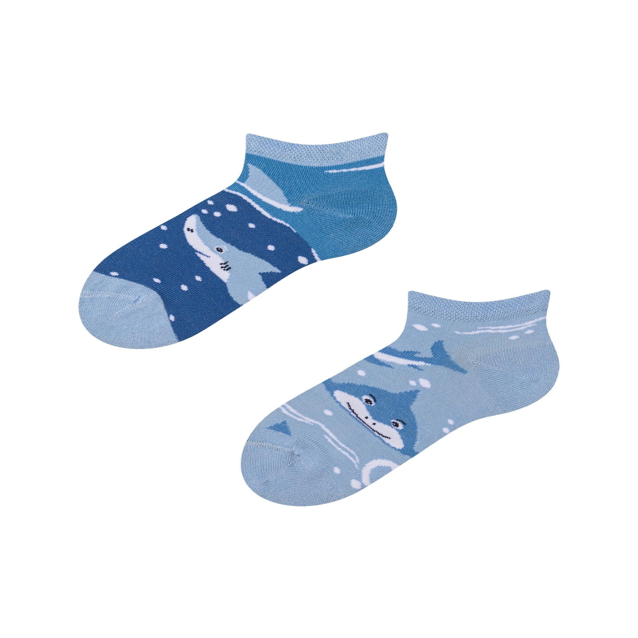 DEDOLES Socquettes enfants requin gris. Coloris disponibles : Bleu