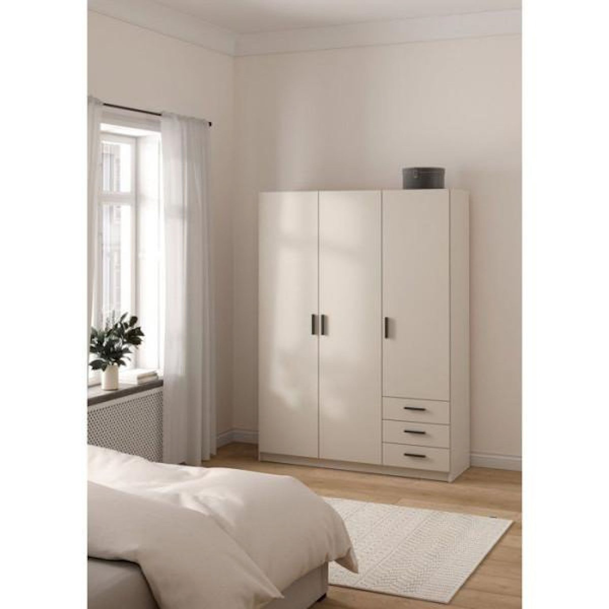 MARKET24 Armoire VEGA - Décor cachemire - 3 portes + 3 tiroirs - L 147 x P 49,8 x H 200,4 cm