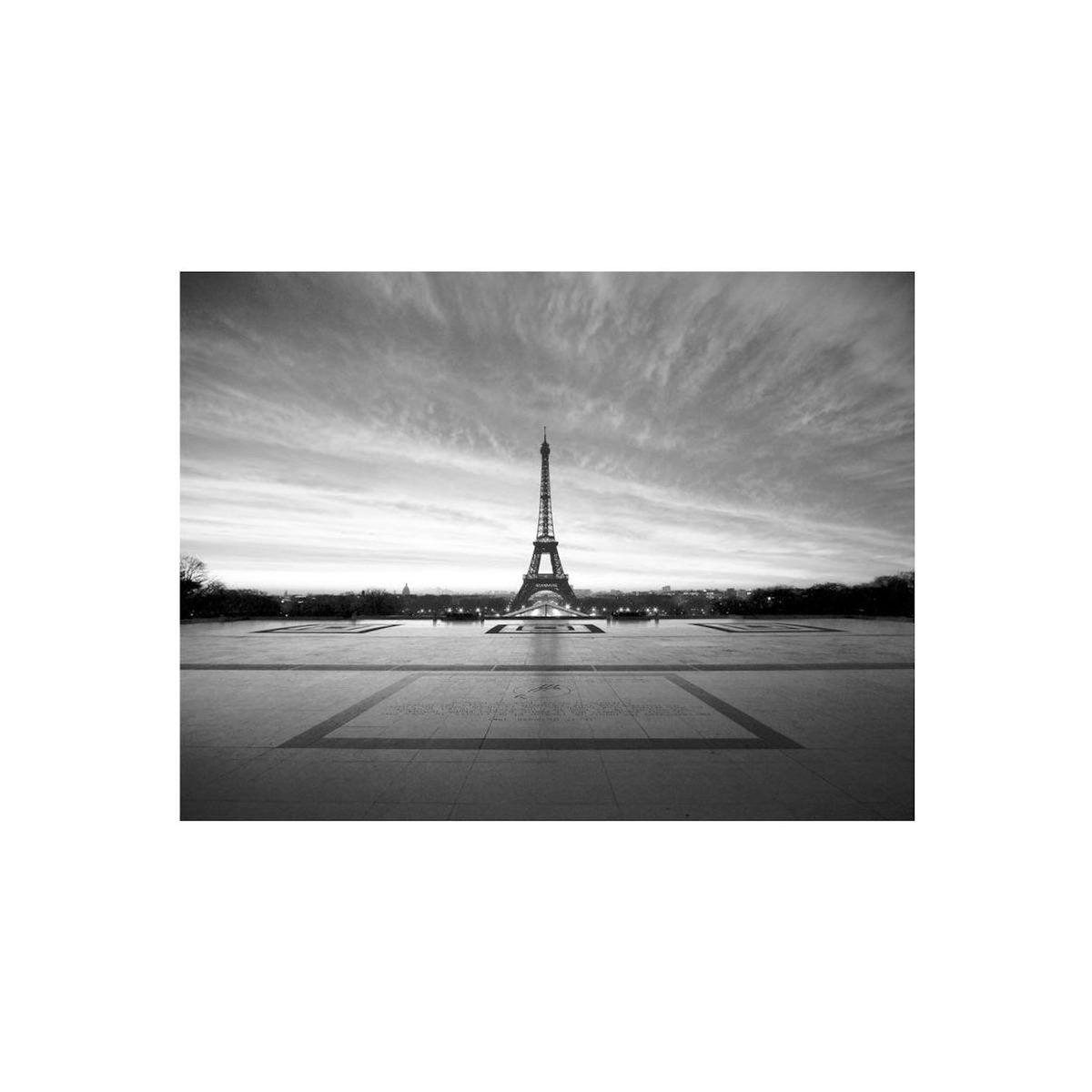 Paris Prix Papier Peint  The Iron Lady