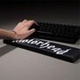 Voir la diapositive 4 : Subsonic Repose poignet pour clavier Motörhead