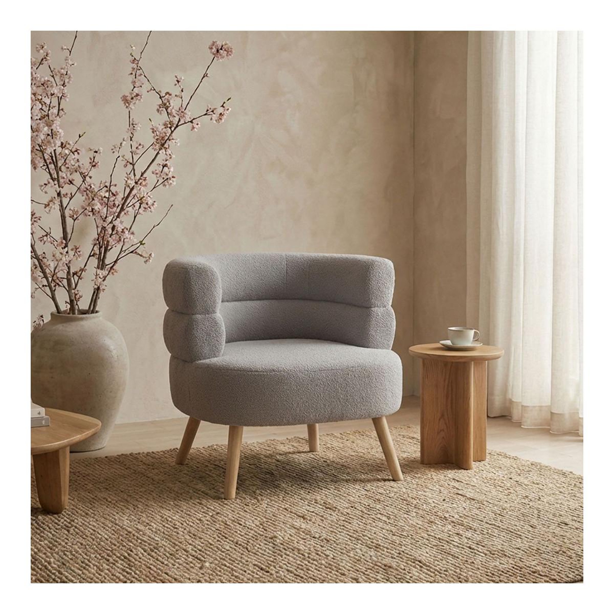 Voir la diapositive 6 : Paris Prix Fauteuil design bouclette  rondo  80cm gris
