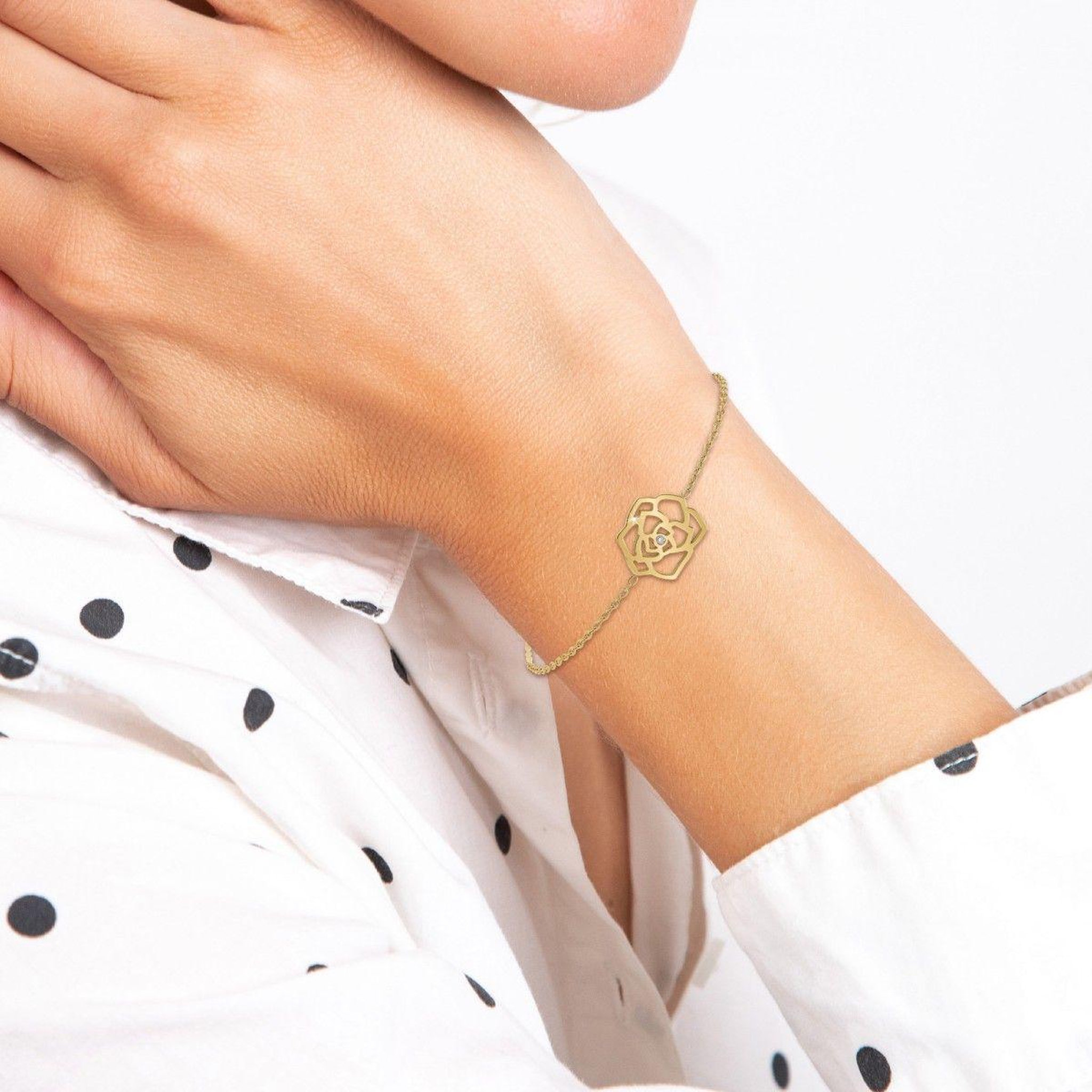 Voir la diapositive 2 : SC BOHEME Bracelet fleur par SC Bohème orné d'un véritable diamant blanc