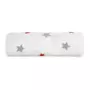 AUCHAN BABY Couverture polaire imprimée étoiles grises et rougessur fond écru, 75x100cm