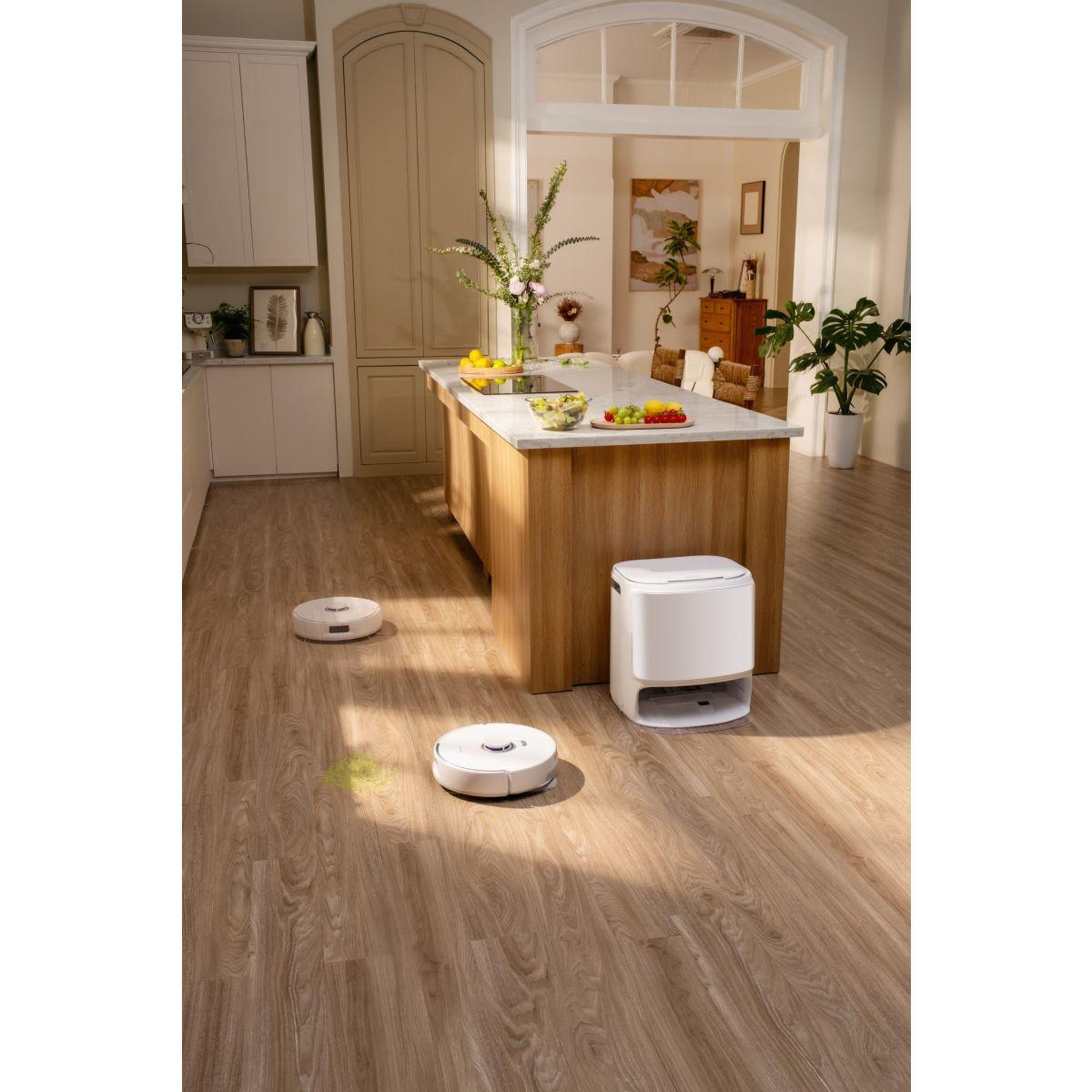 Voir la diapositive 3 : NARWAL Robot aspirateur laveur freo z10