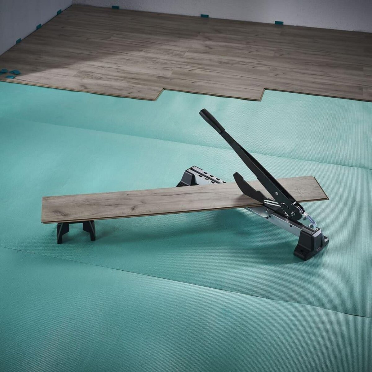 WOLFCRAFT wolfcraft Cutter a vinyle et a stratifie VLC 1000