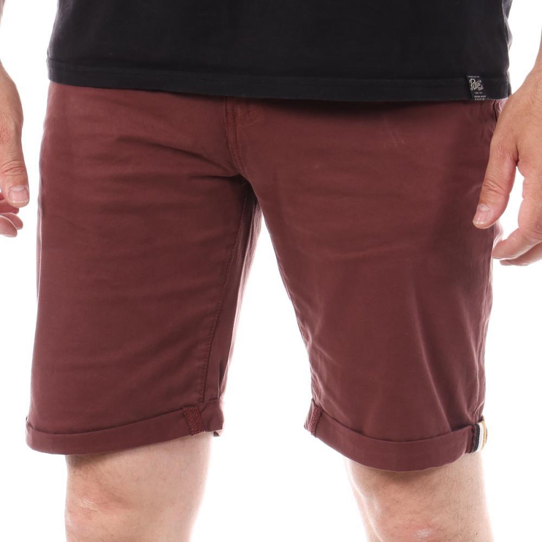RMS 26 Short Bordeaux Homme RMS26 3579. Coloris disponibles : Rouge