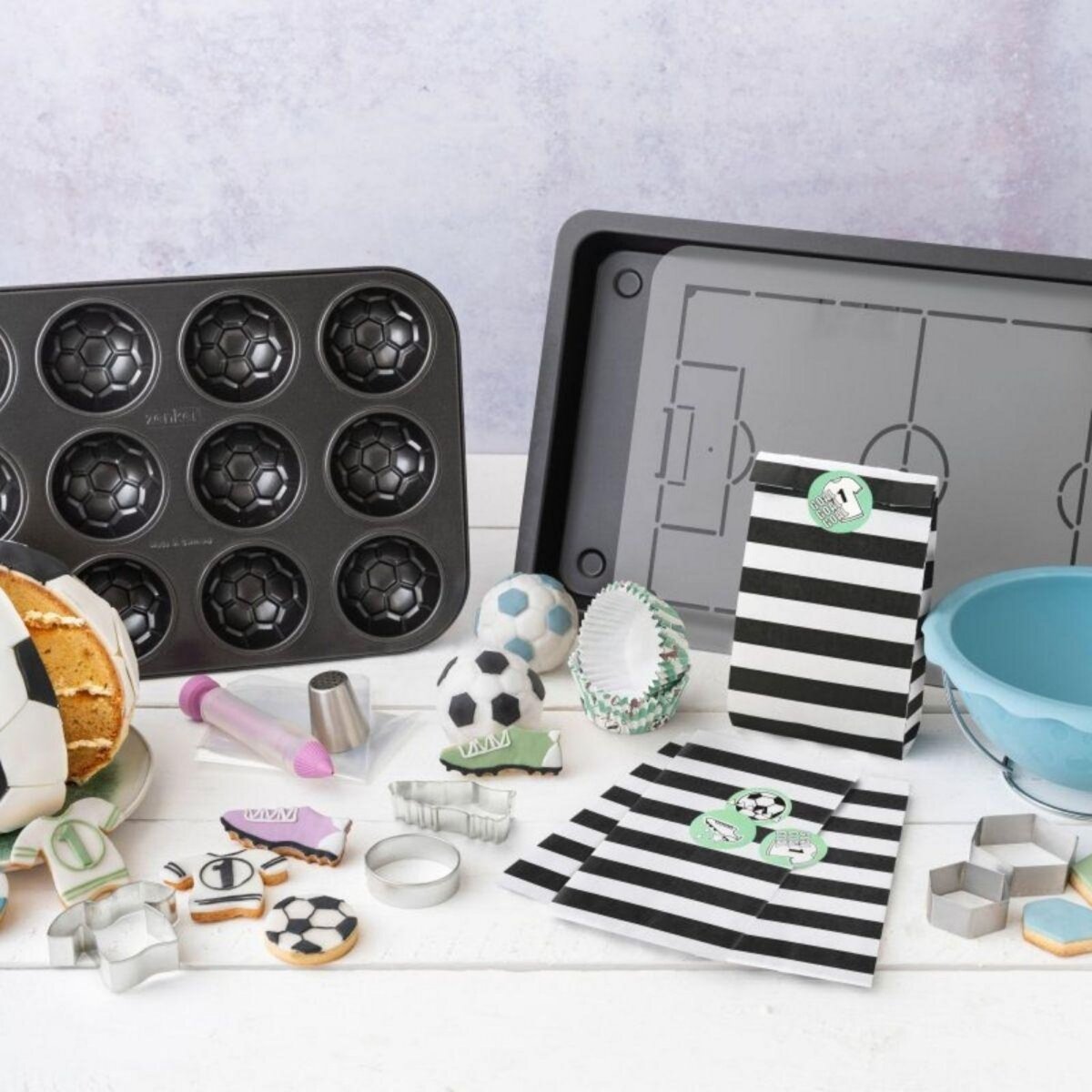 ZENKER Set de poches à douilles, douille et stylo de décoration pour gâteaux Zenker Spécial Football