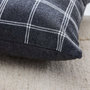 Voir la diapositive 3 : Paris Prix Coussin Déco à Carreaux  Everest  45x45cm Anthracite