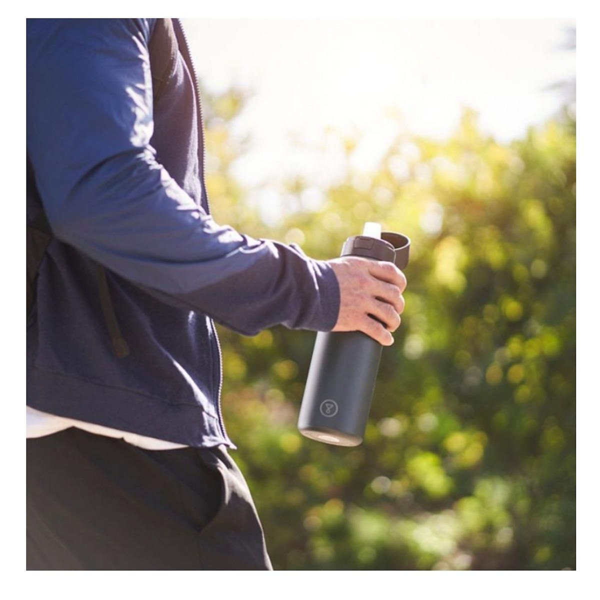 TAPPWATER Bouteille isotherme filtrante 0.7l noir - BTLPRO-B101