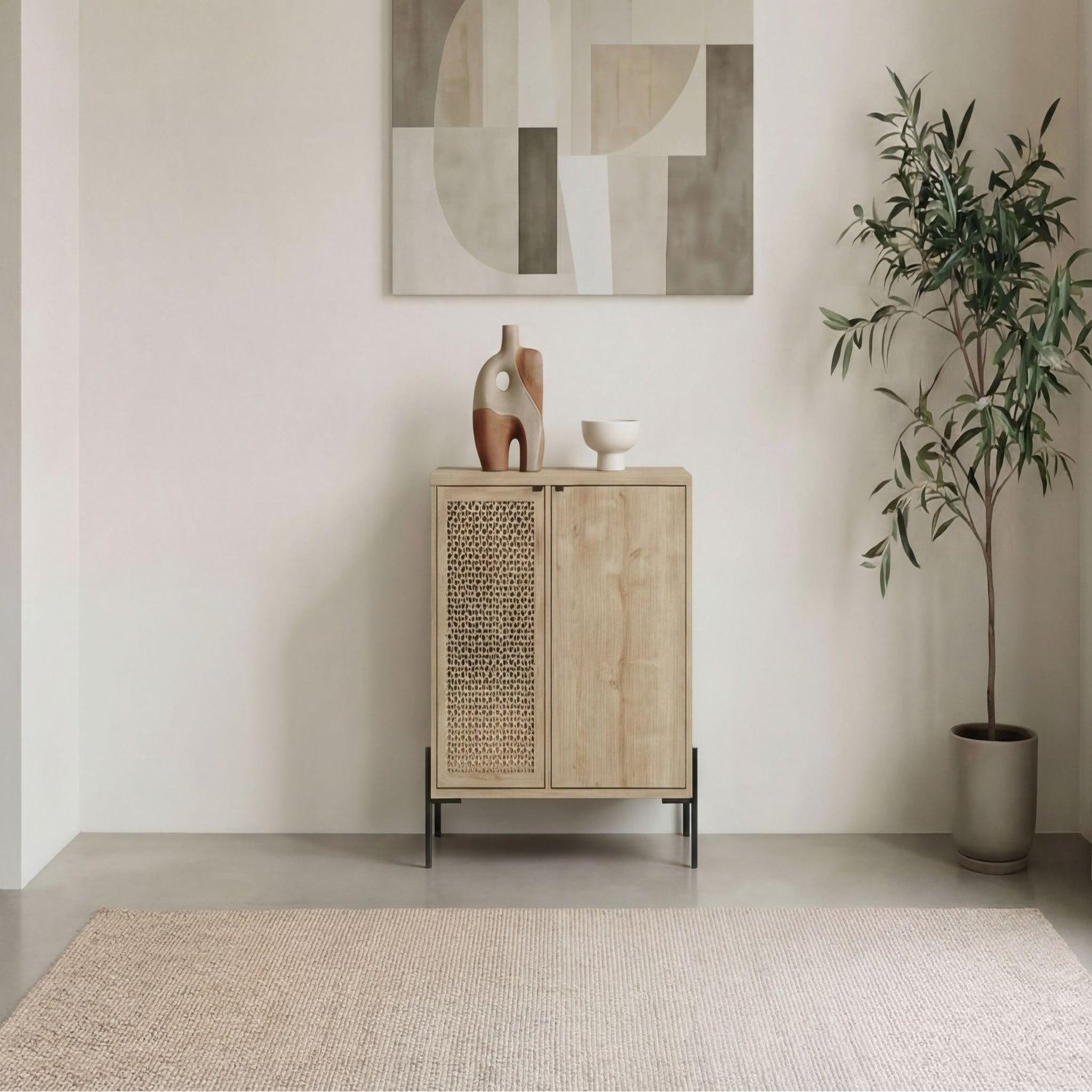 Voir la diapositive 2 : CASANOVA PARIS Stera - mini commode 2 portes 83cm en mélamine - chêne clair
