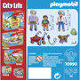 Voir la diapositive 3 : PLAYMOBIL 70990 - Grands-parents avec petit-fils