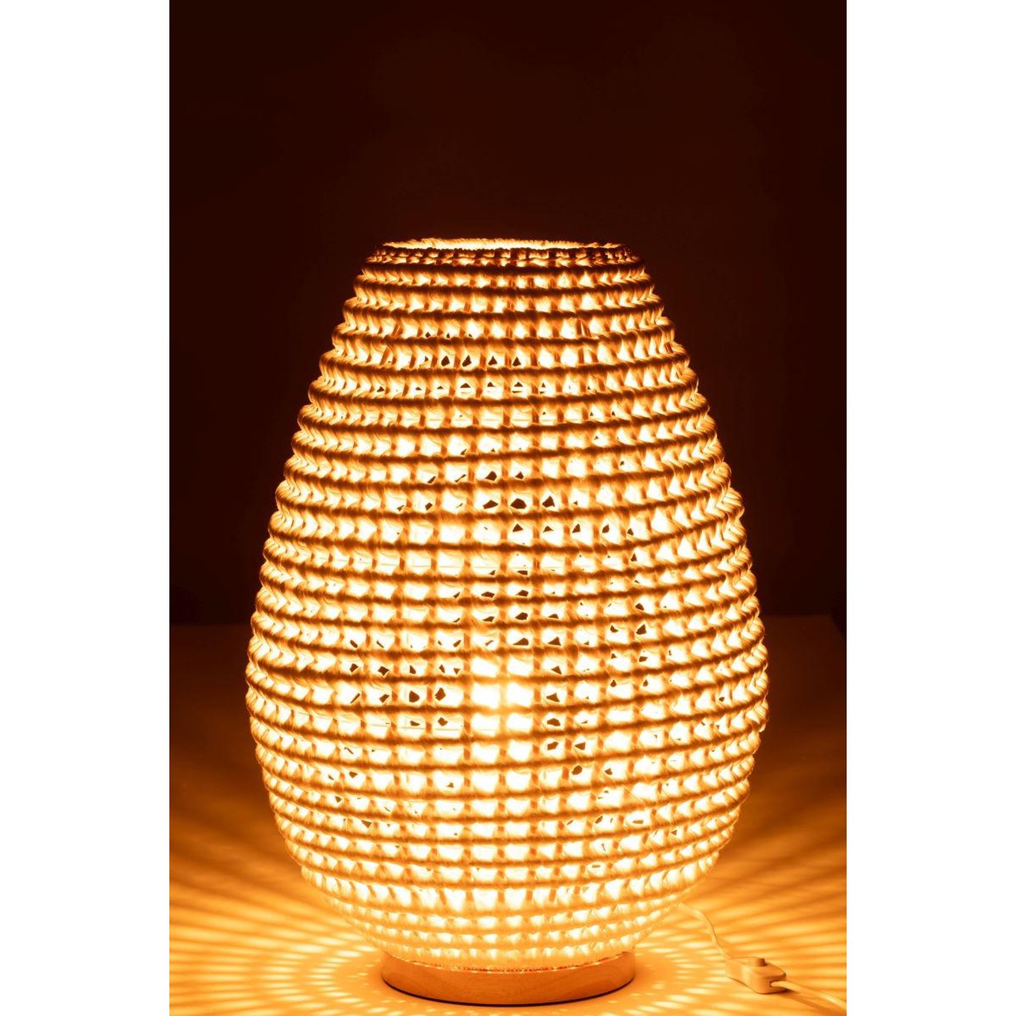 Voir la diapositive 3 : J-LINE Lampe à poser en métal  torsade  54cm blanc