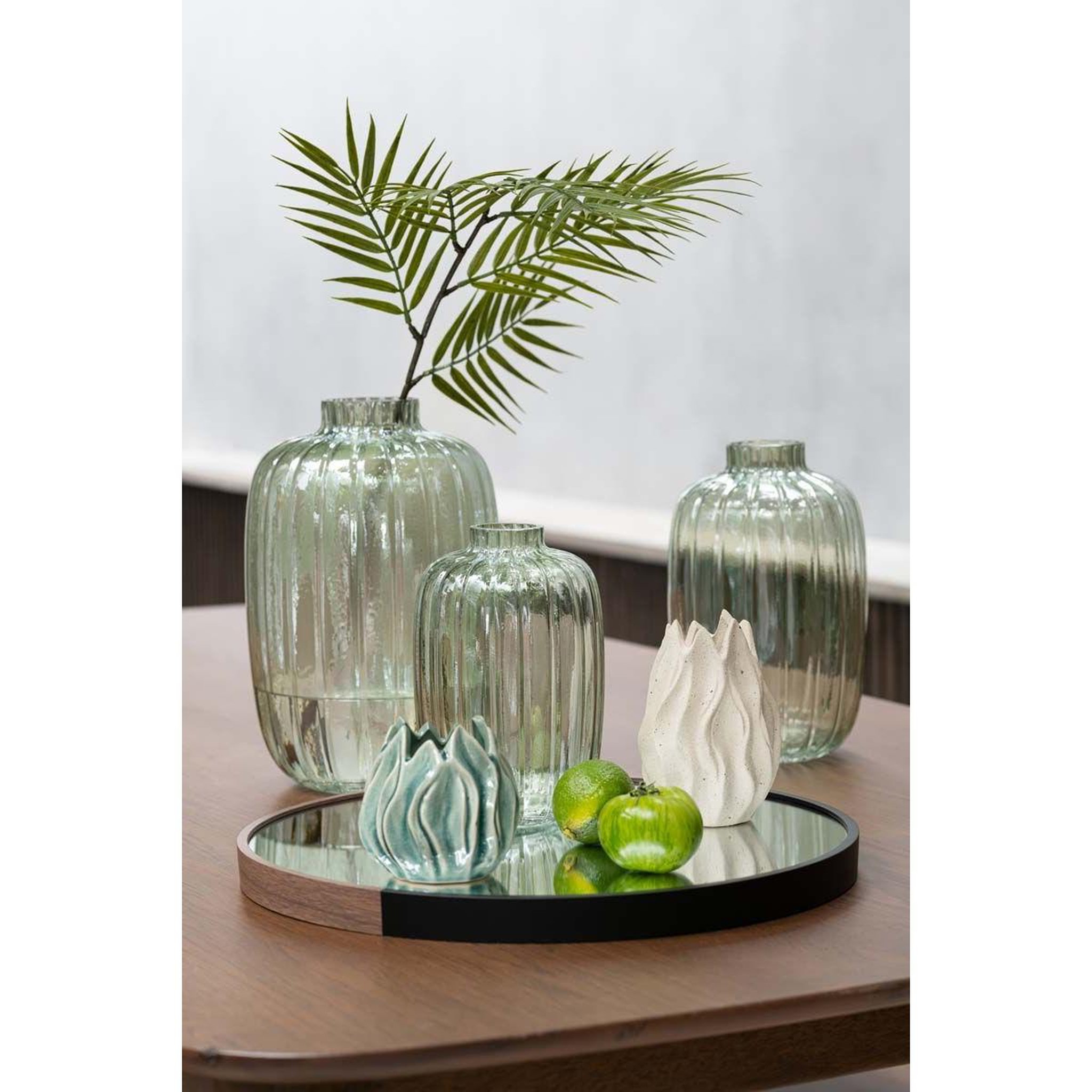 Voir la diapositive 2 : J-LINE Vase design en verre  lignes  30cm vert