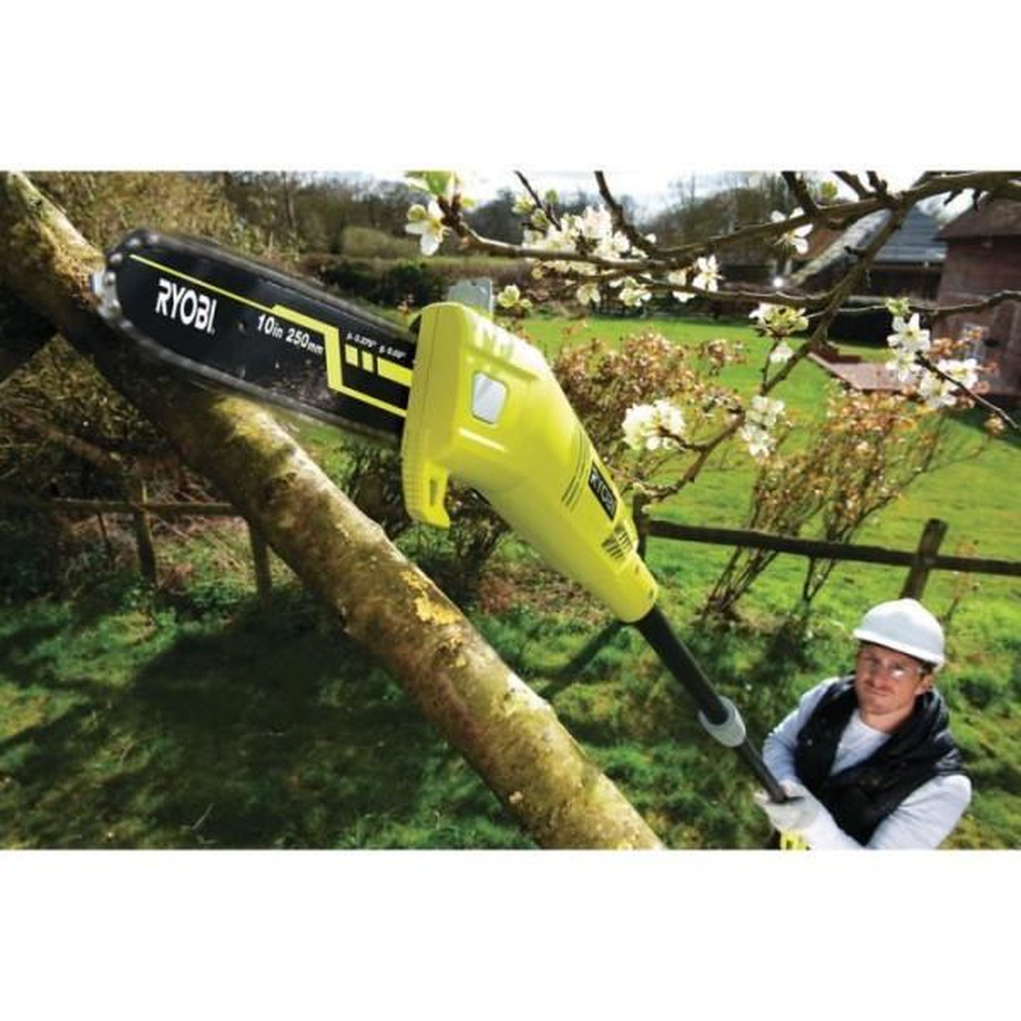 Voir la diapositive 3 : Ryobi RYOBI - Élagueur sur perche 750 W - guide 25 cm incliné a 15° - 10 m/s - tube d'extension 90 cm fourni - RPP755E