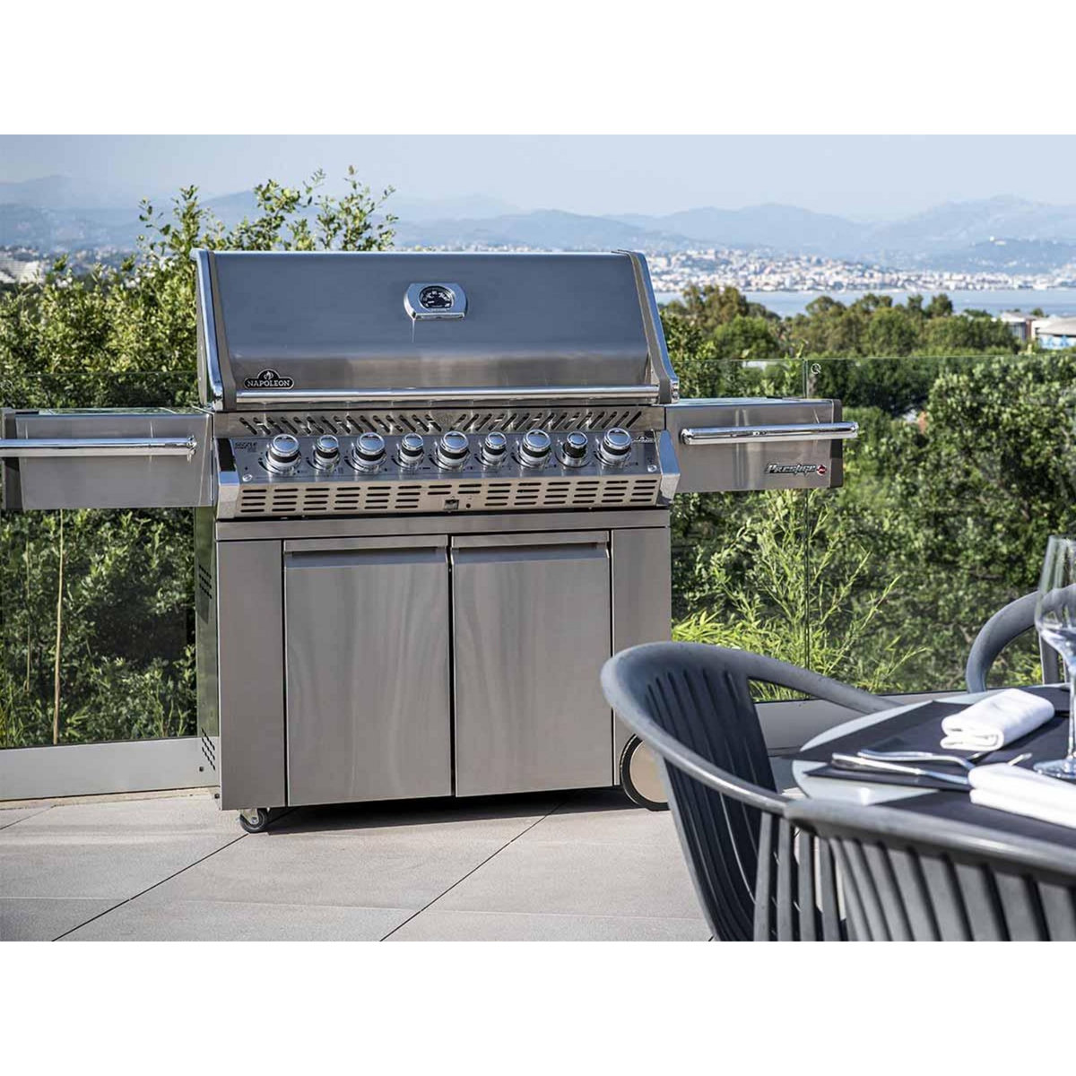 NAPOLEON Barbecue à gaz Prestige Pro 665 SIB inox 5 brûleurs + Sizzle Zone + brûleur arrière + fumoir - Napoleon