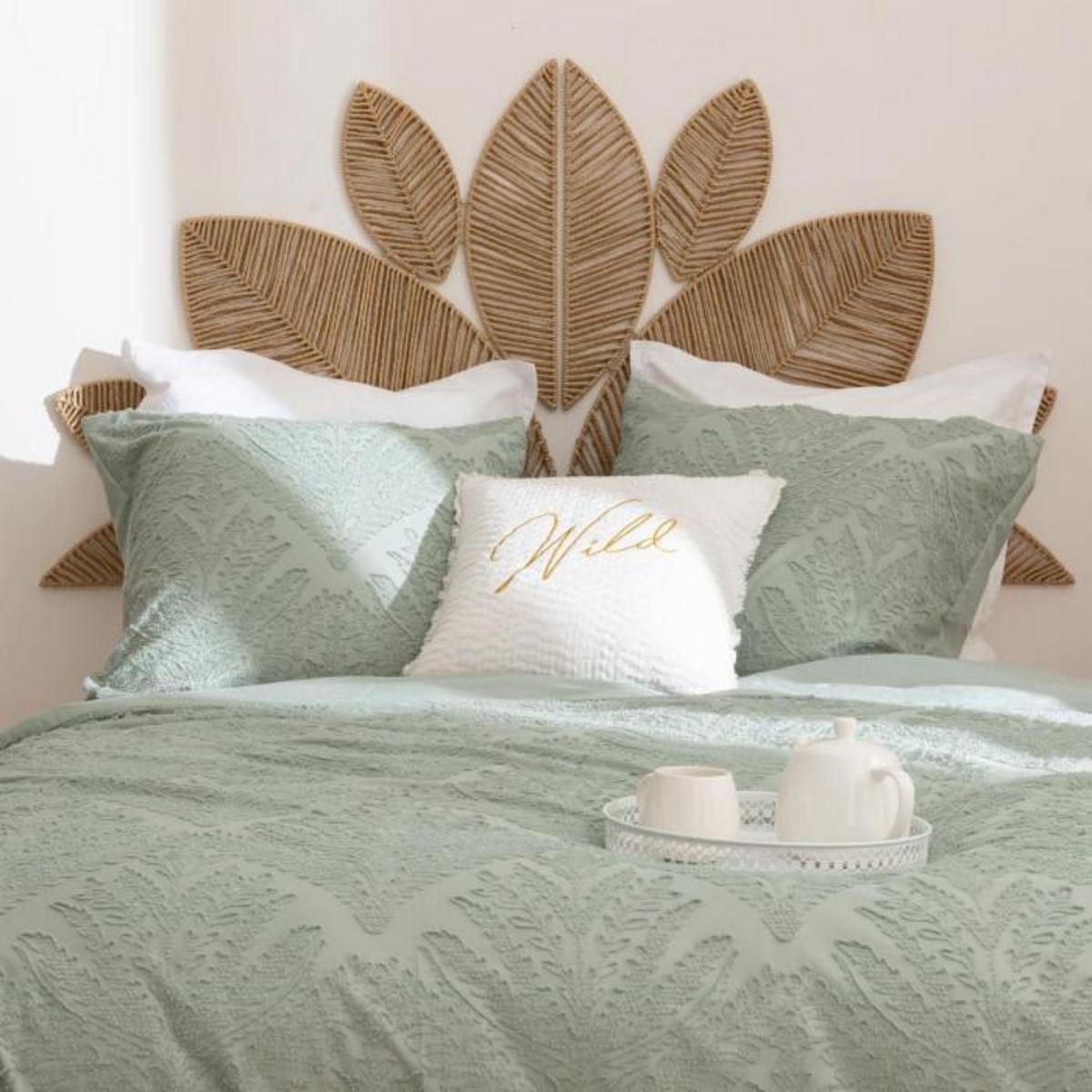 ATMOSPHERA Coussin Déco Brodé  Wild  45x45cm Blanc