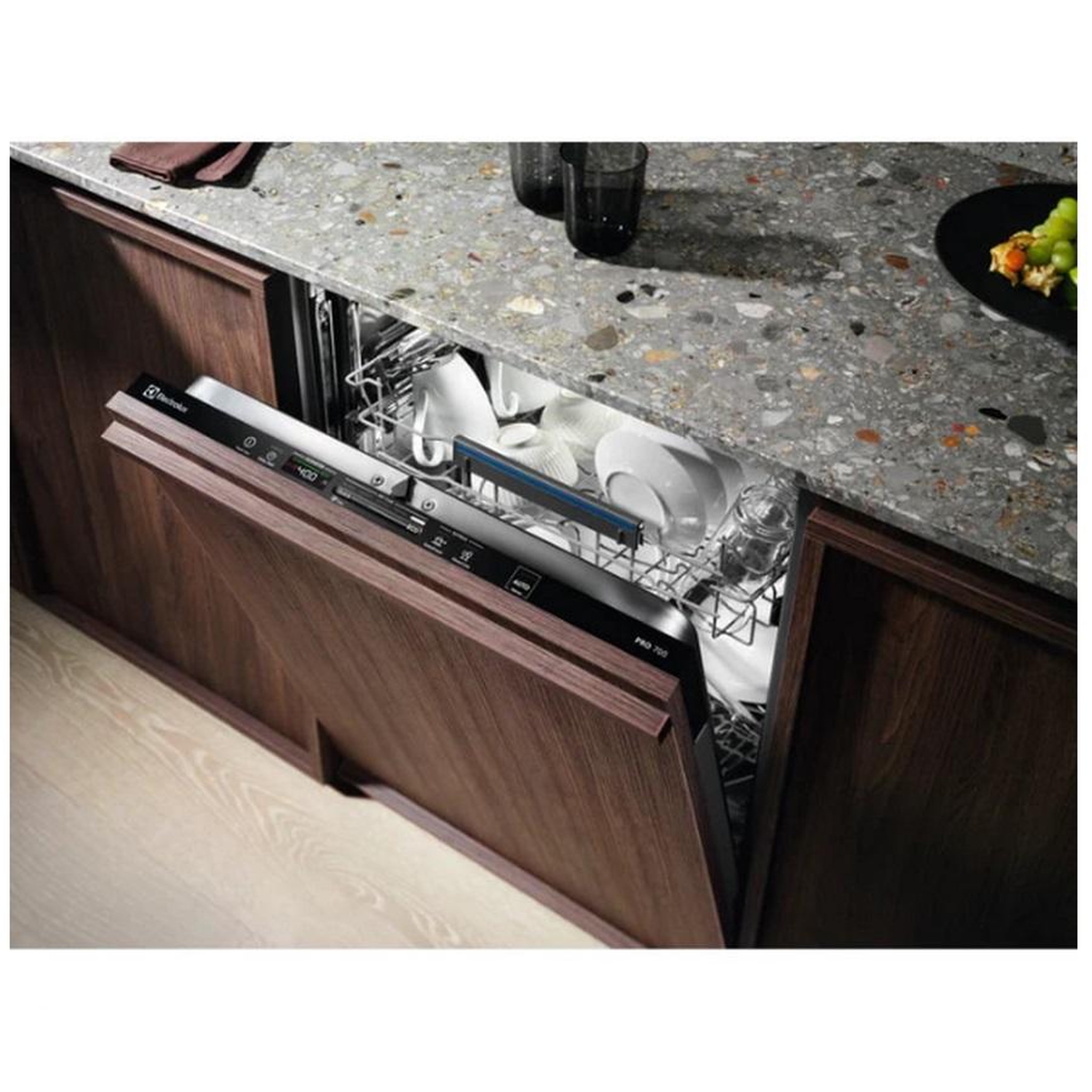 Voir la diapositive 5 : ELECTROLUX Lave-vaisselle 60cm 13 couverts 44db tout intégrable - eeq47210l1