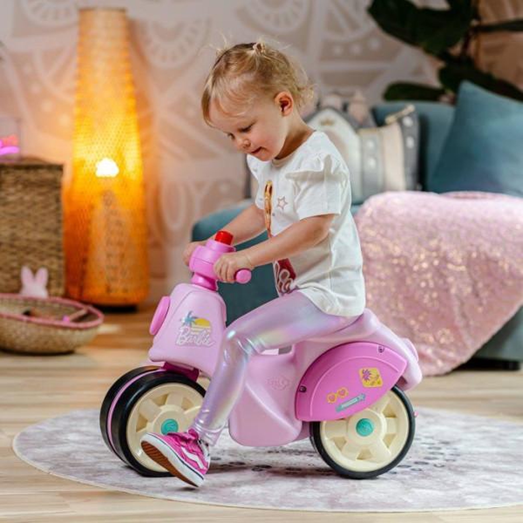 Voir la diapositive 5 : FALK Draisienne velo  - roues silencieuses - falk - scooter barbie premier âge - plastique recyclé - guidon directionnel - rose