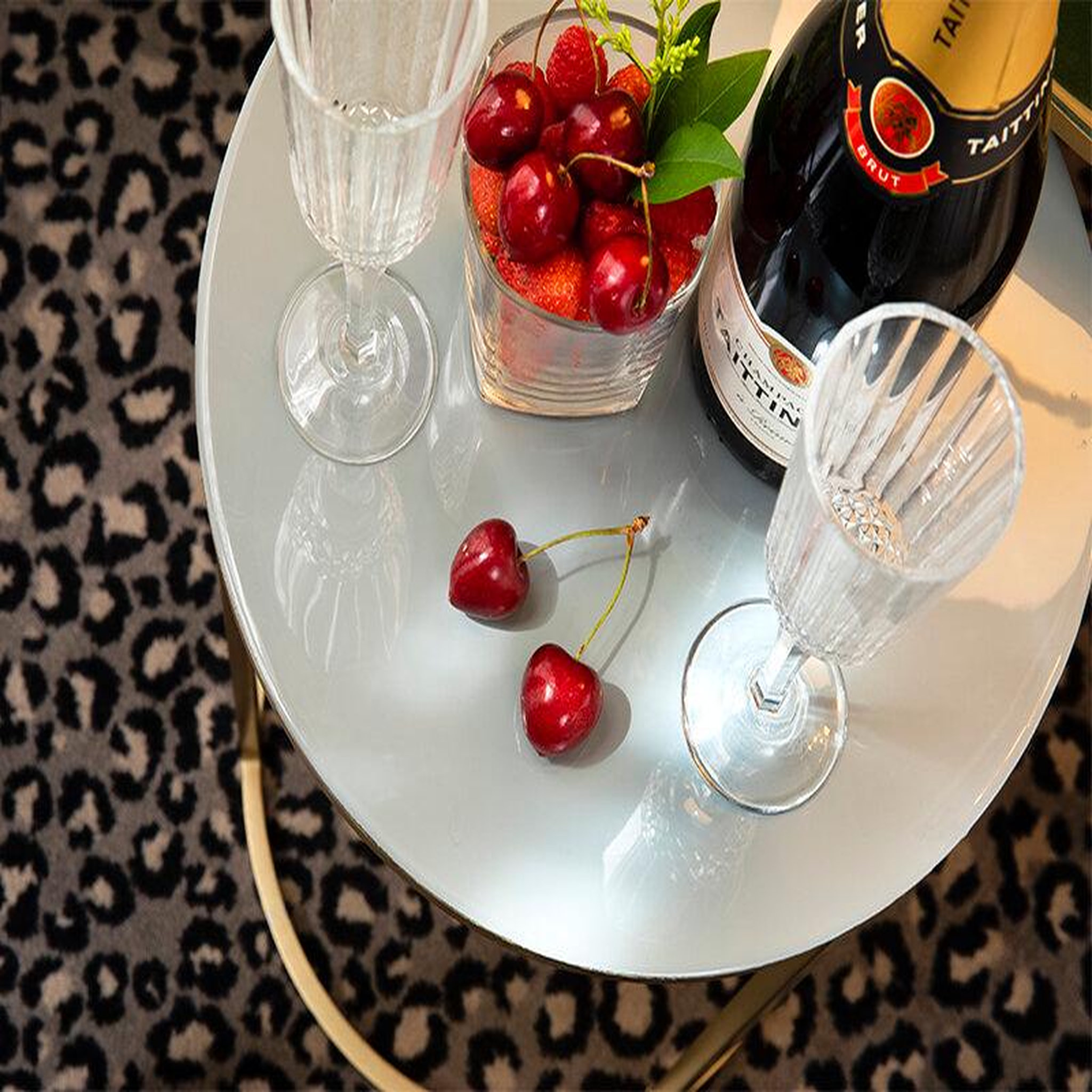 Voir la diapositive 3 : Smartbox 2 jours au centre de paris en boutique-hôtel 4* avec champagne - coffret cadeau séjour