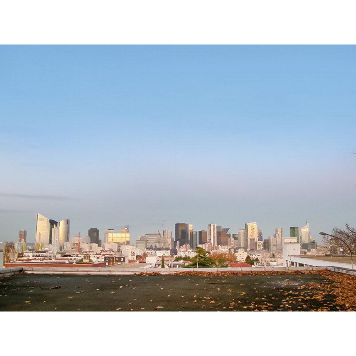 Smartbox Visite privée de 2h30 de la Défense pour 4 - Coffret Cadeau Sport & Aventure