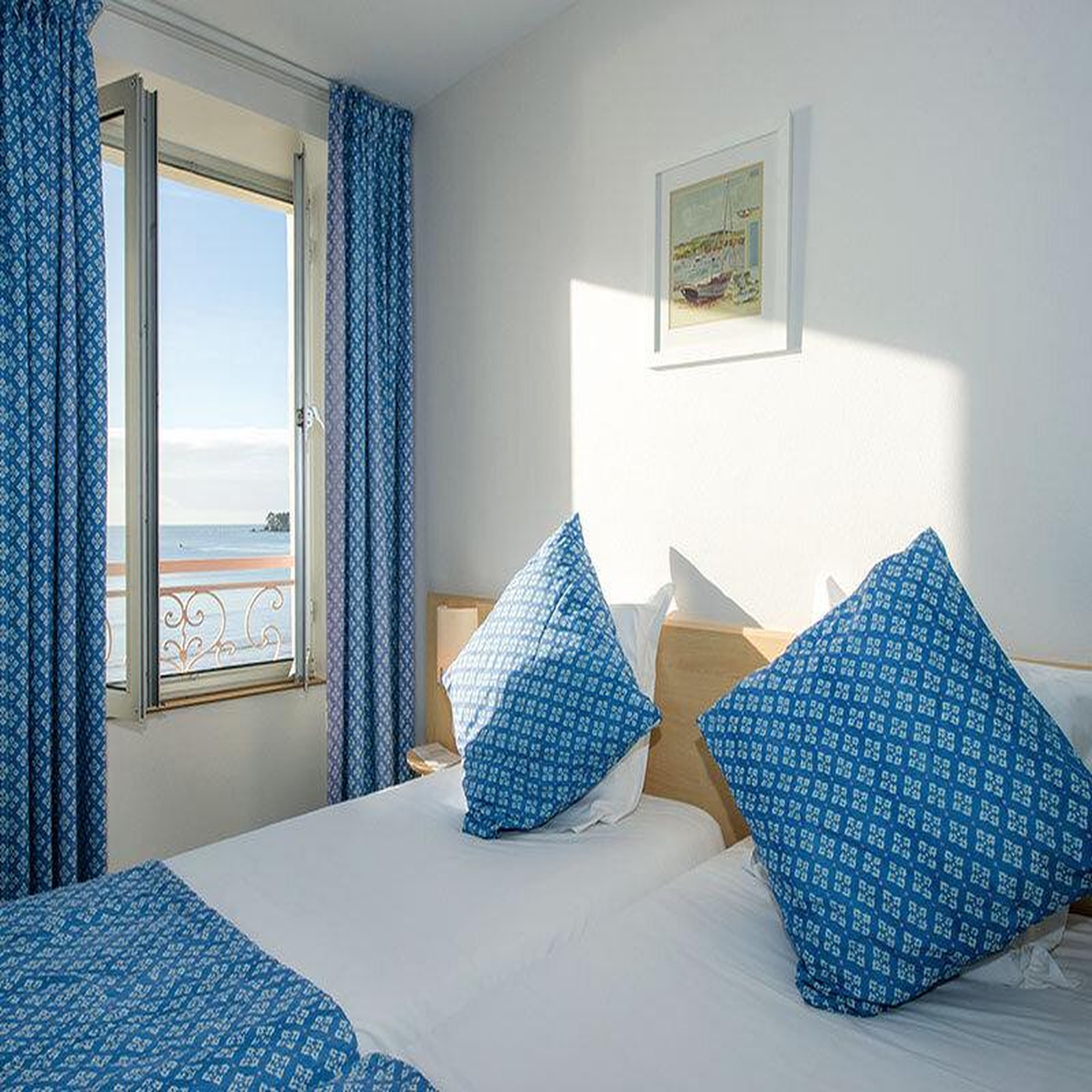 Voir la diapositive 2 : Smartbox 4 jours dans un hôtel en bord de mer avec dîner à la baule - coffret cadeau séjour