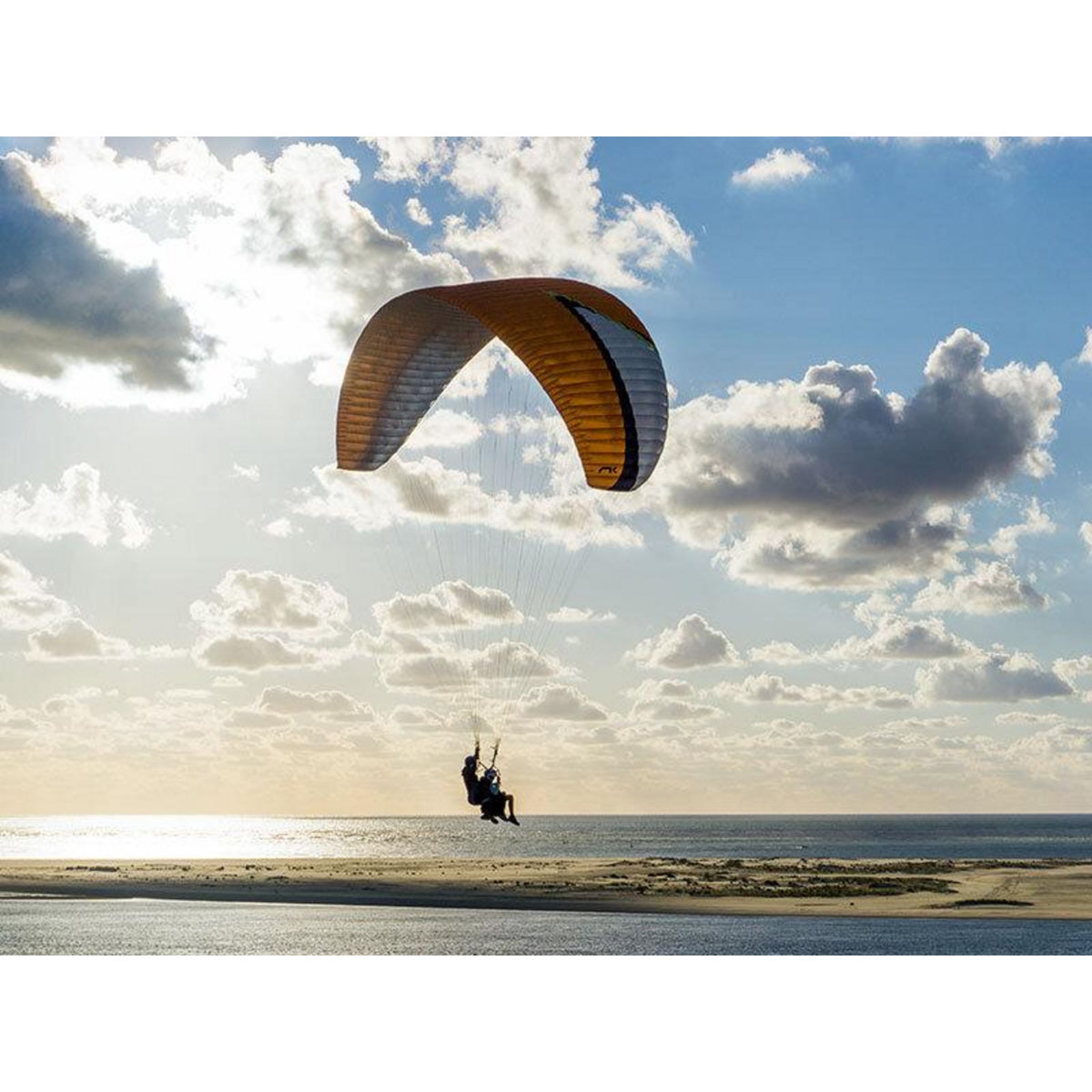 Smartbox Vol en parapente de 30 min au-dessus de la dune du Pilat - Coffret Cadeau Sport & Aventure