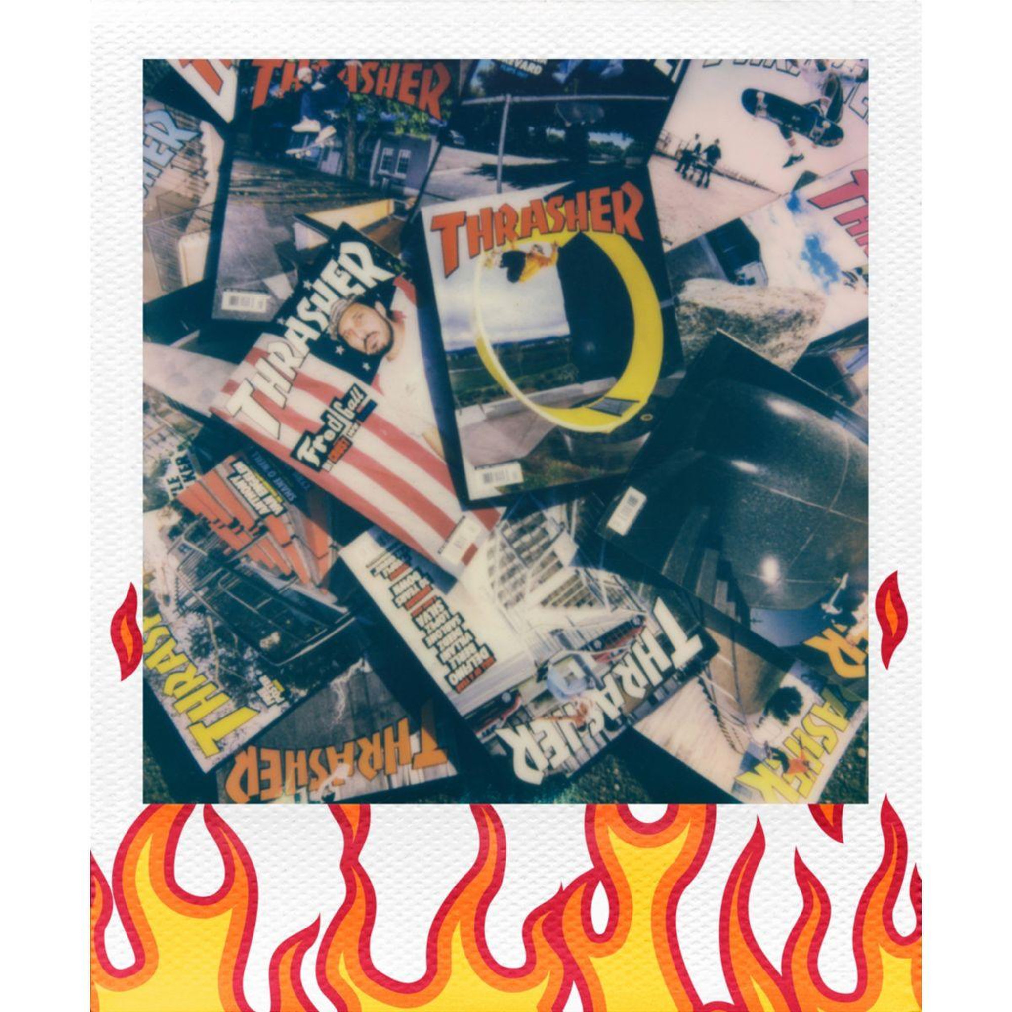 Voir la diapositive 3 : POLAROID Papier photo instantané i-type - thrasher edition