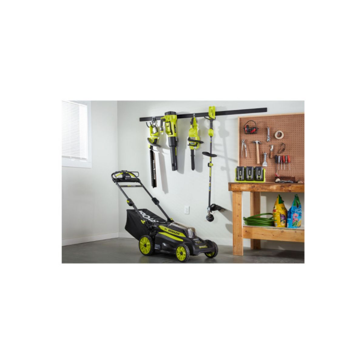Ryobi Chargeur 36V RYOBI - 3.0Ah - 3 ports - RY36C3PA