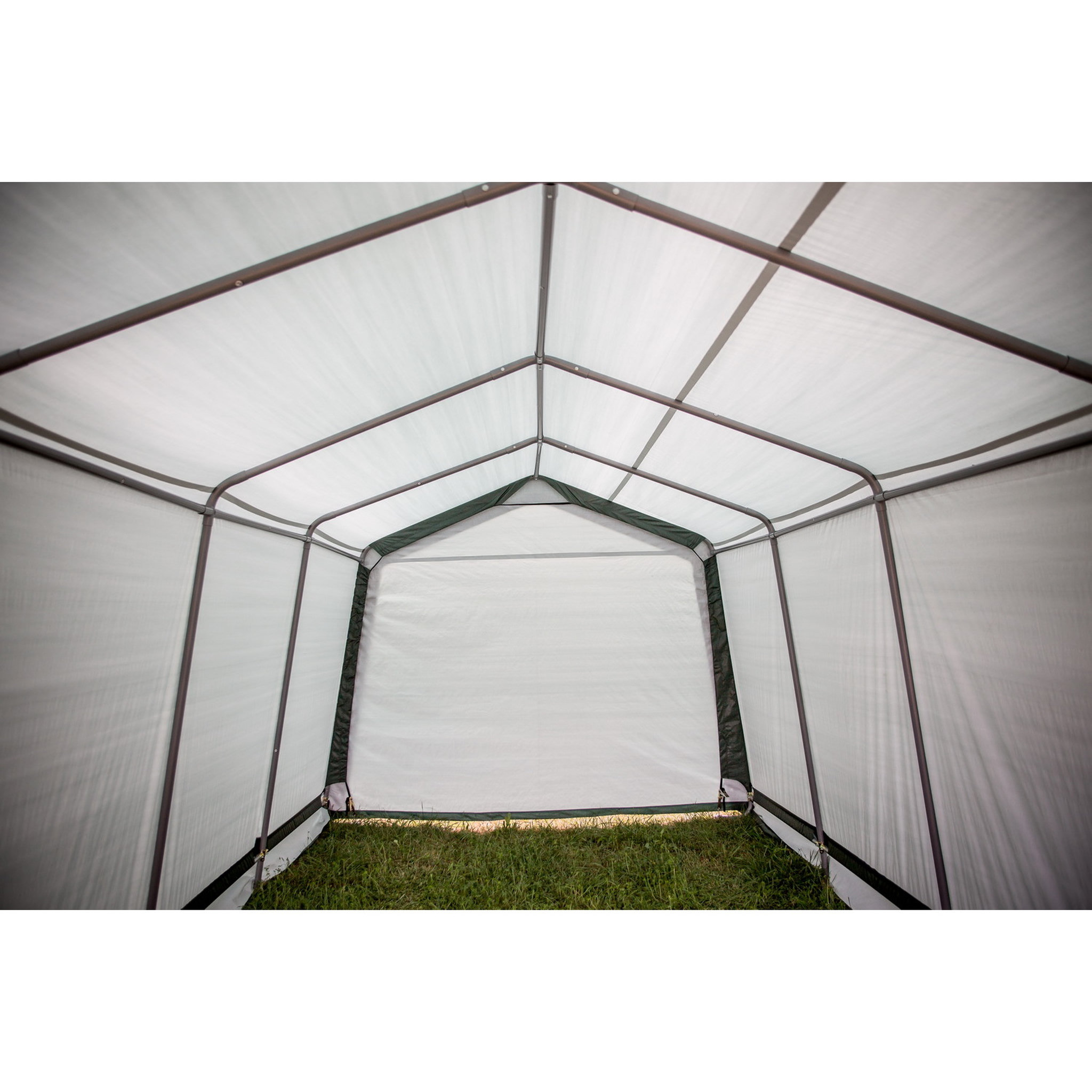 Voir la diapositive 4 : Garage toile / 18,60 m²
