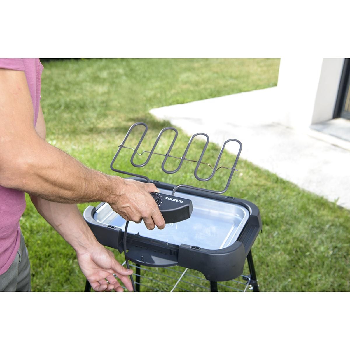Taurus Barbecue électrique sur pieds 2000w - maxim's plus