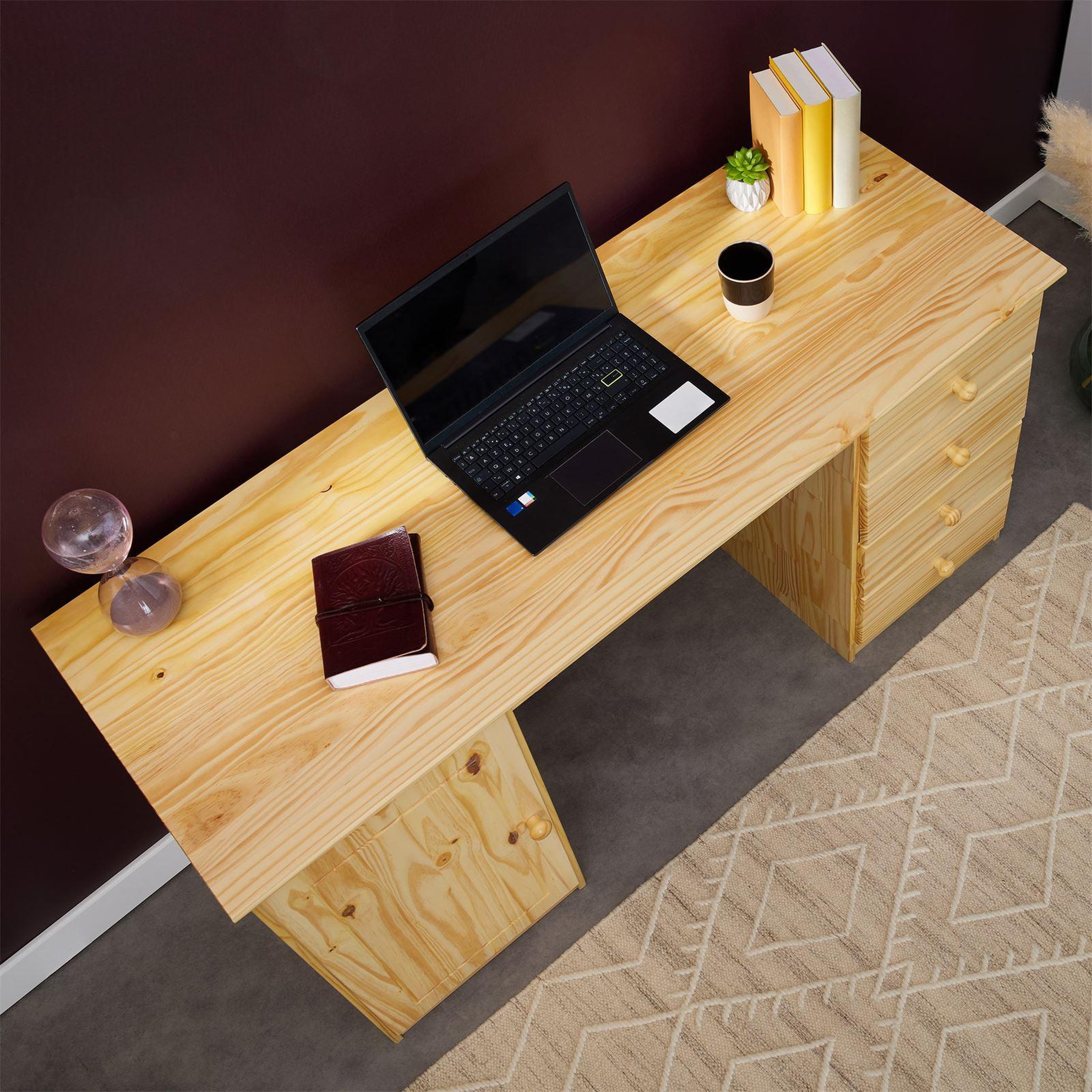 Voir la diapositive 5 : IDIMEX Bureau multi rangements MANAGER avec 4 tiroirs et 1 portes, en pin massif au vernis naturel