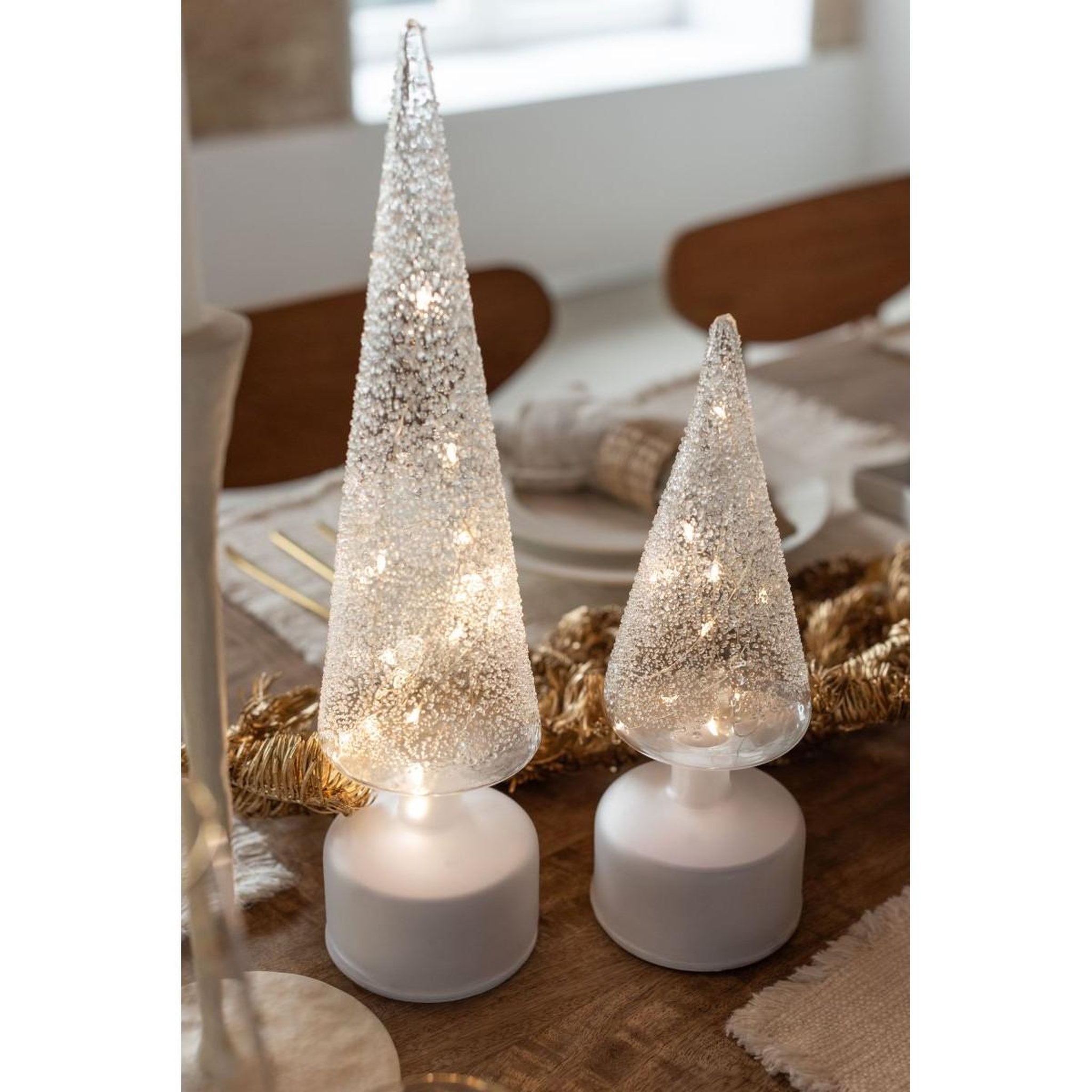 Voir la diapositive 6 : J-LINE Sapin tournant à led  lenard  38cm blanc