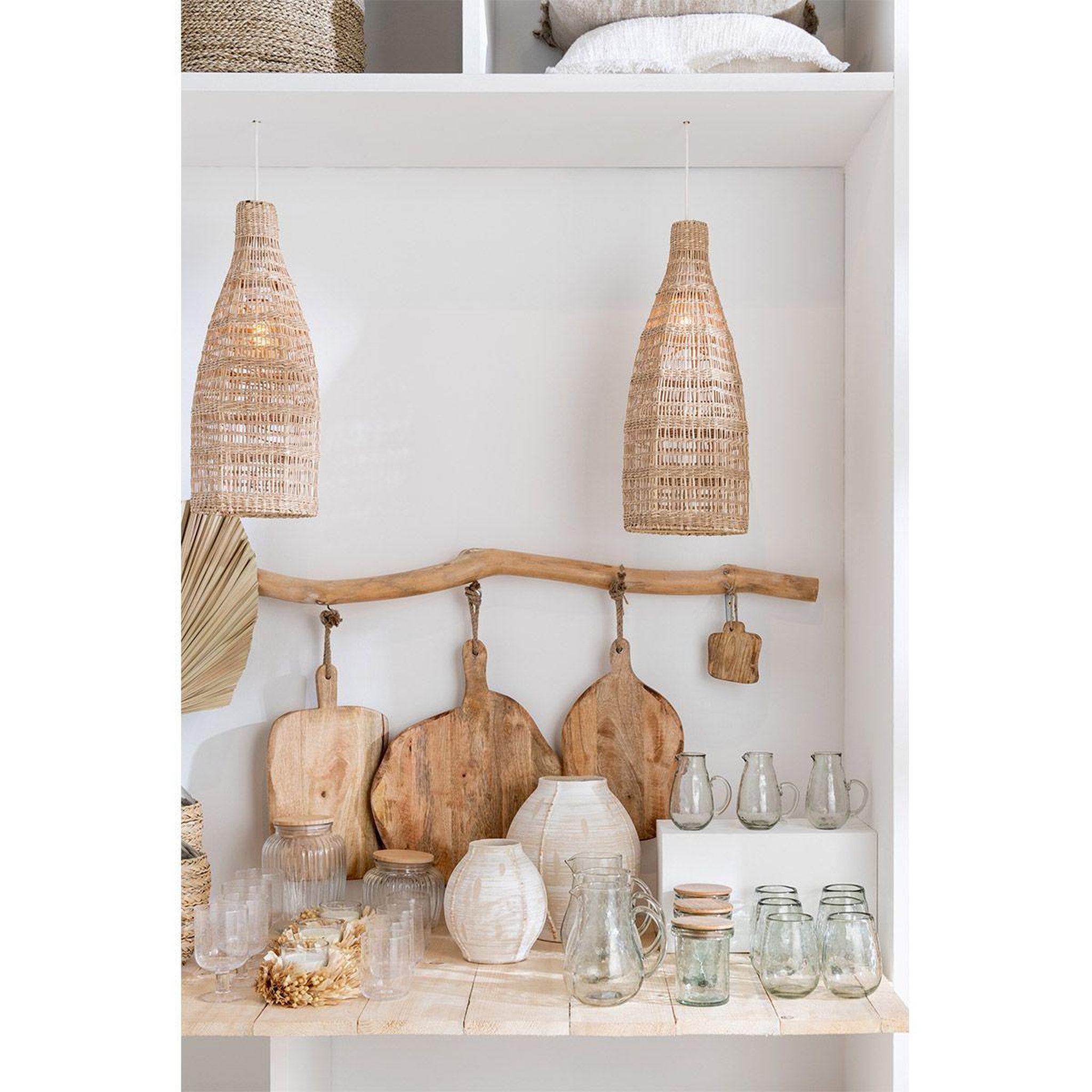 Voir la diapositive 5 : J-LINE Planche à découper ronde  bois  52cm naturel