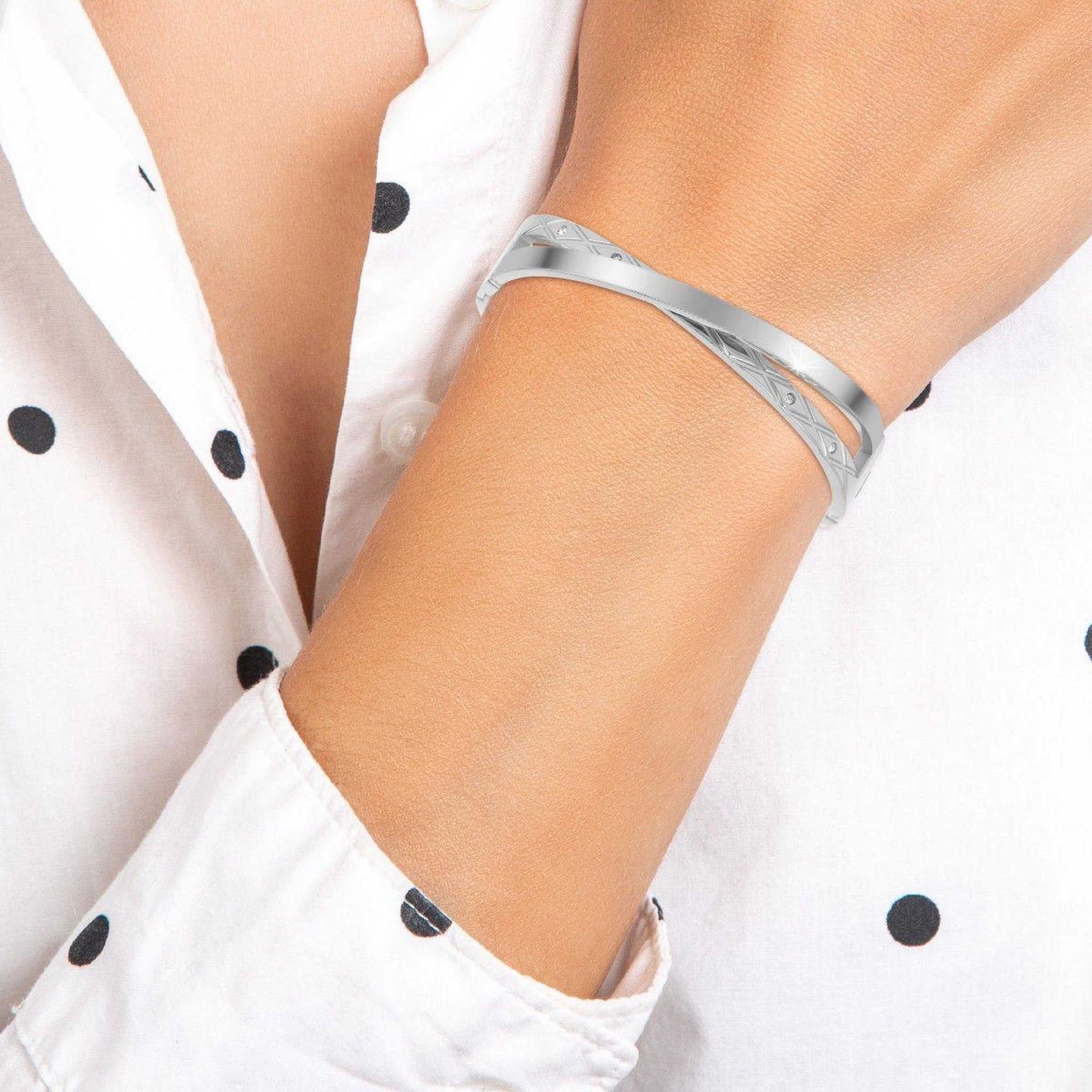 Voir la diapositive 2 : SC CRYSTAL Bracelet par SC Crystal orné de Cristaux scintillants