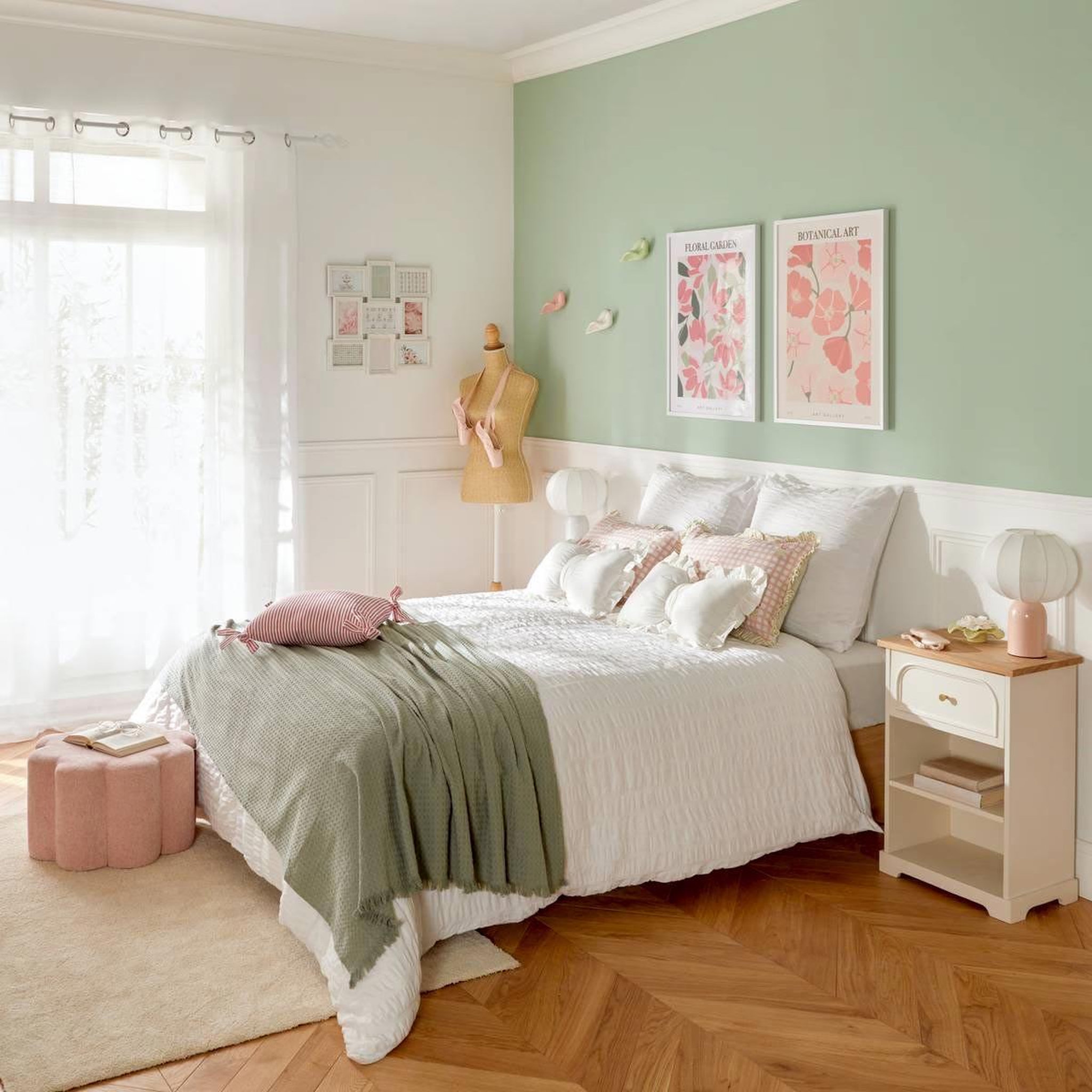 Voir la diapositive 4 : ATMOSPHERA Pouf design  fleur de rose  50cm rose