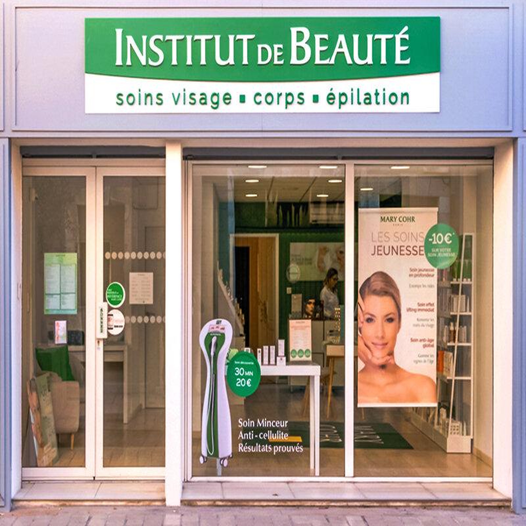 Voir la diapositive 4 : Smartbox Soin raffermissant du corps dans un institut mary cohr - coffret cadeau bien-être