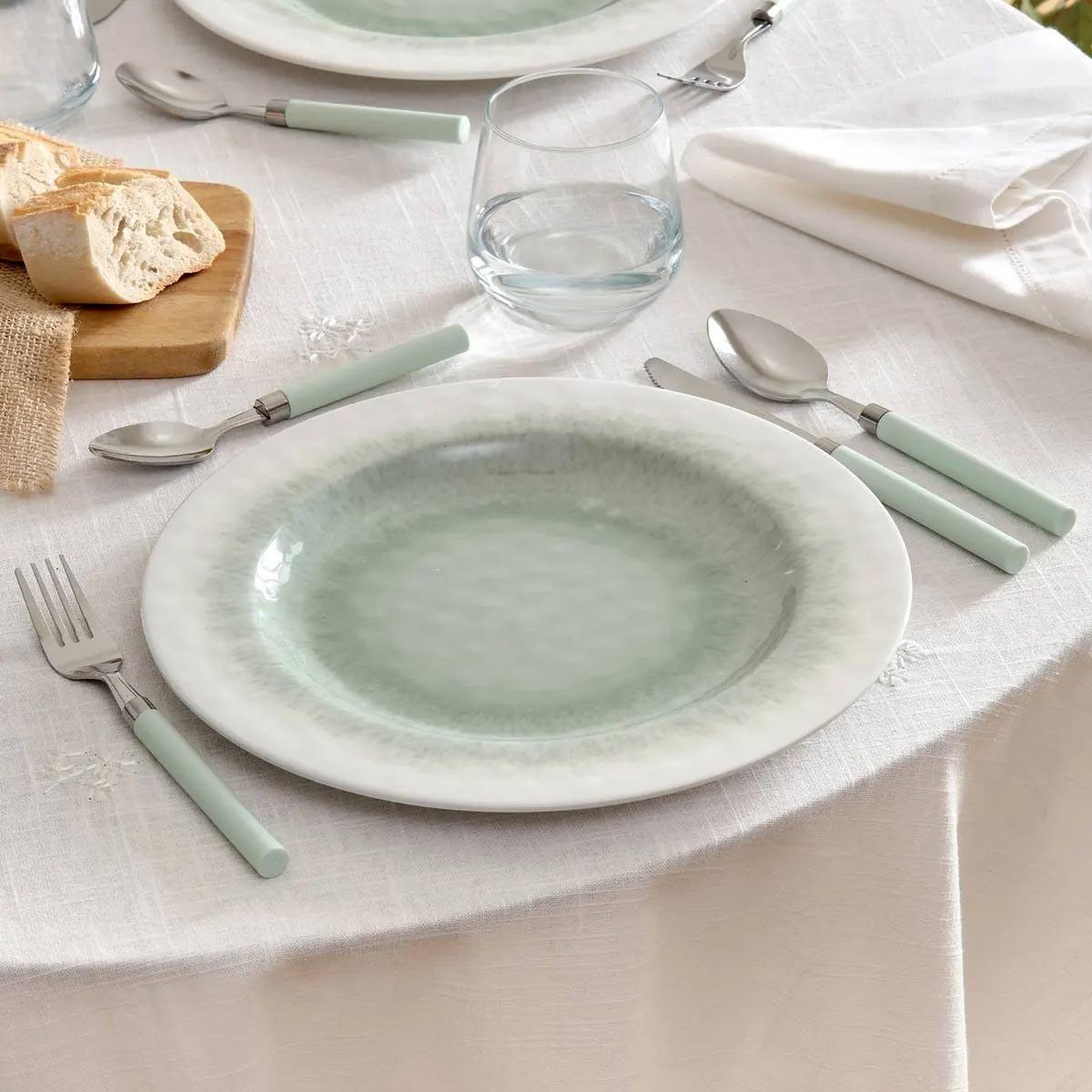 Voir la diapositive 3 : SECRET DE GOURMET Lot de 6 assiettes plates  clara  28cm vert
