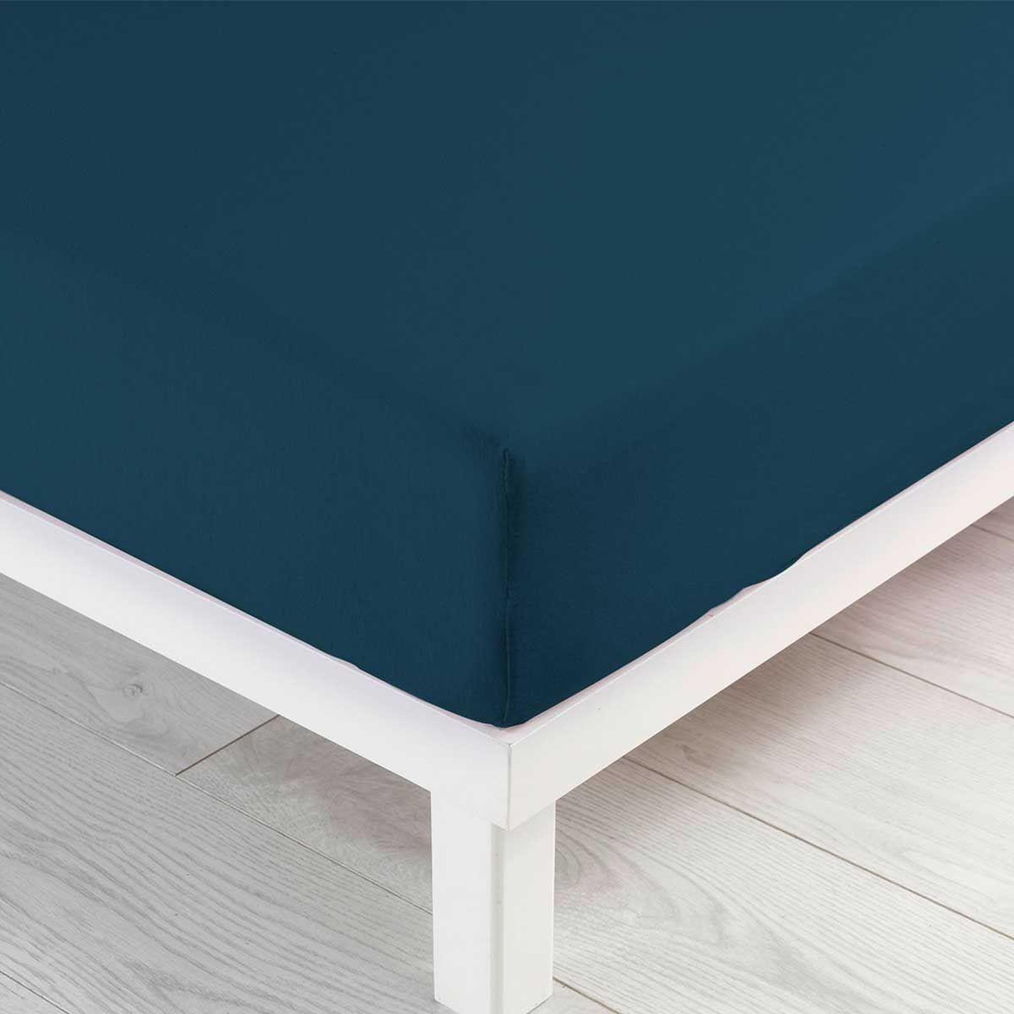 Voir la diapositive 2 : Douceur d'Intérieur Drap housse  jersy  140x190cm bleu nuit