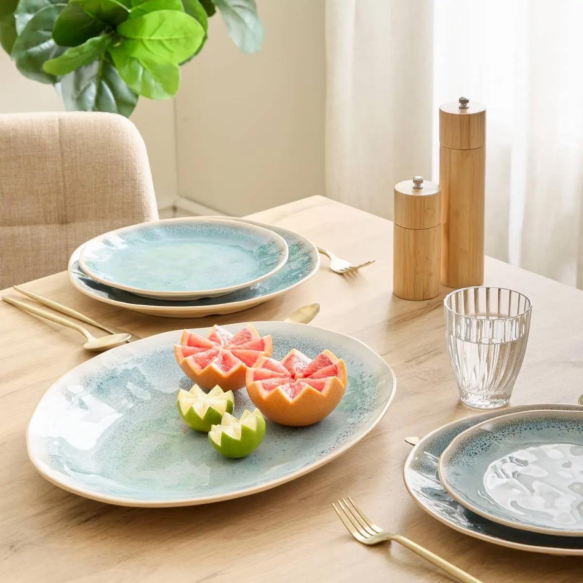 Voir la diapositive 3 : SECRET DE GOURMET Plat de présentation ovale  pia  40cm bleu