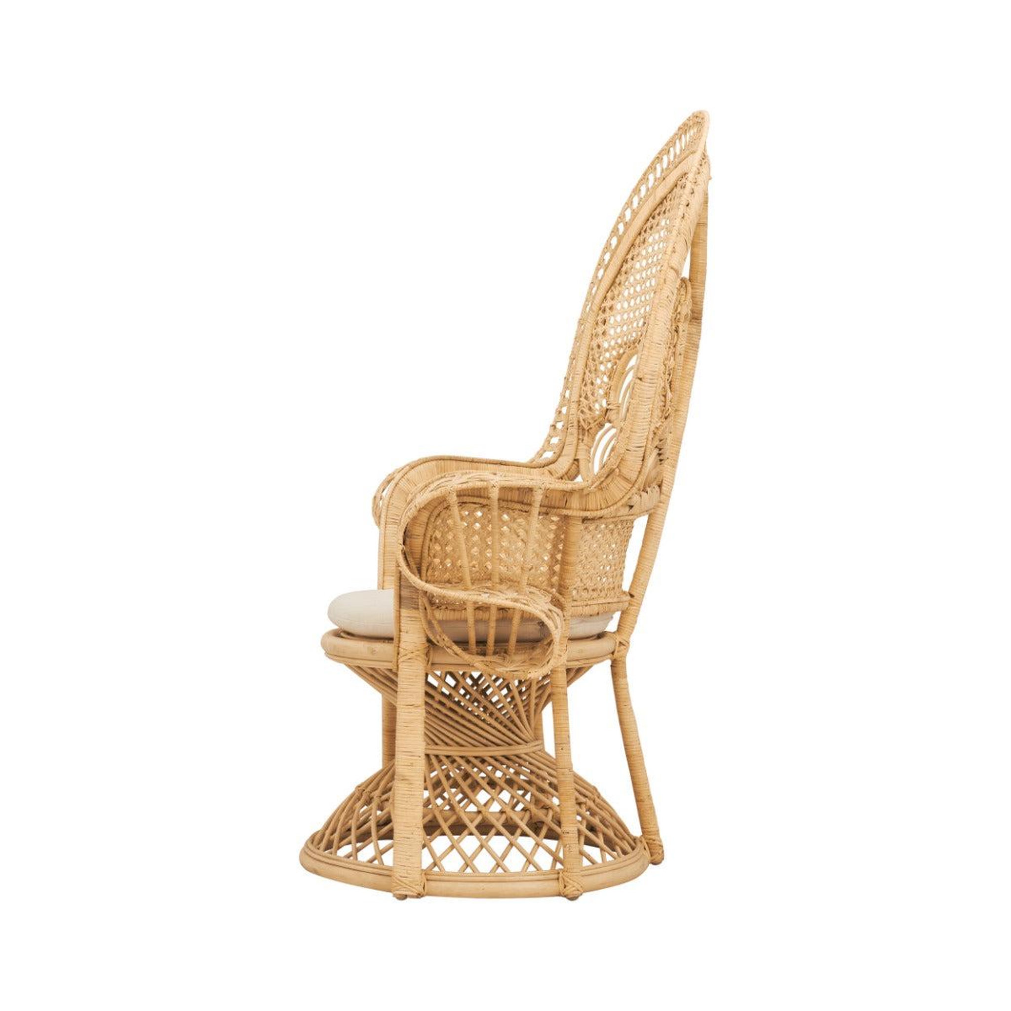 Voir la diapositive 3 : MAISON PAVANE Fauteuil en rotin naturel et coussin blanc-Eloa
