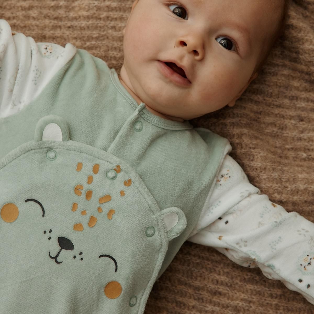 Petit Béguin Pyjama bébé en velours ouverture pont Kenya