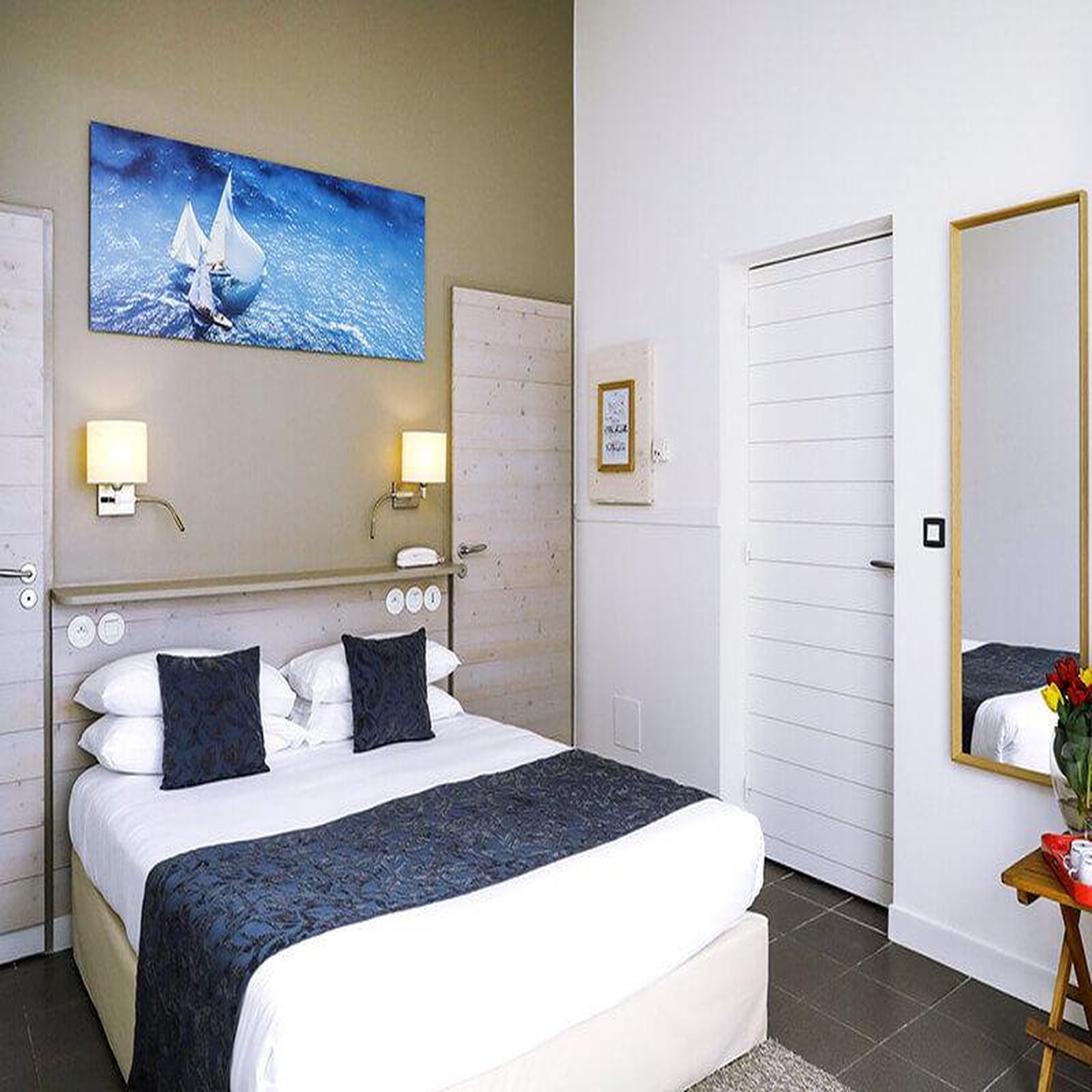 Voir la diapositive 2 : Smartbox Séjour détente 4* sur l'île de Ré avec séance au spa - Coffret Cadeau Séjour