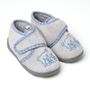 Voir la diapositive 1 : IN EXTENSO Pantoufles motif ours bébé 