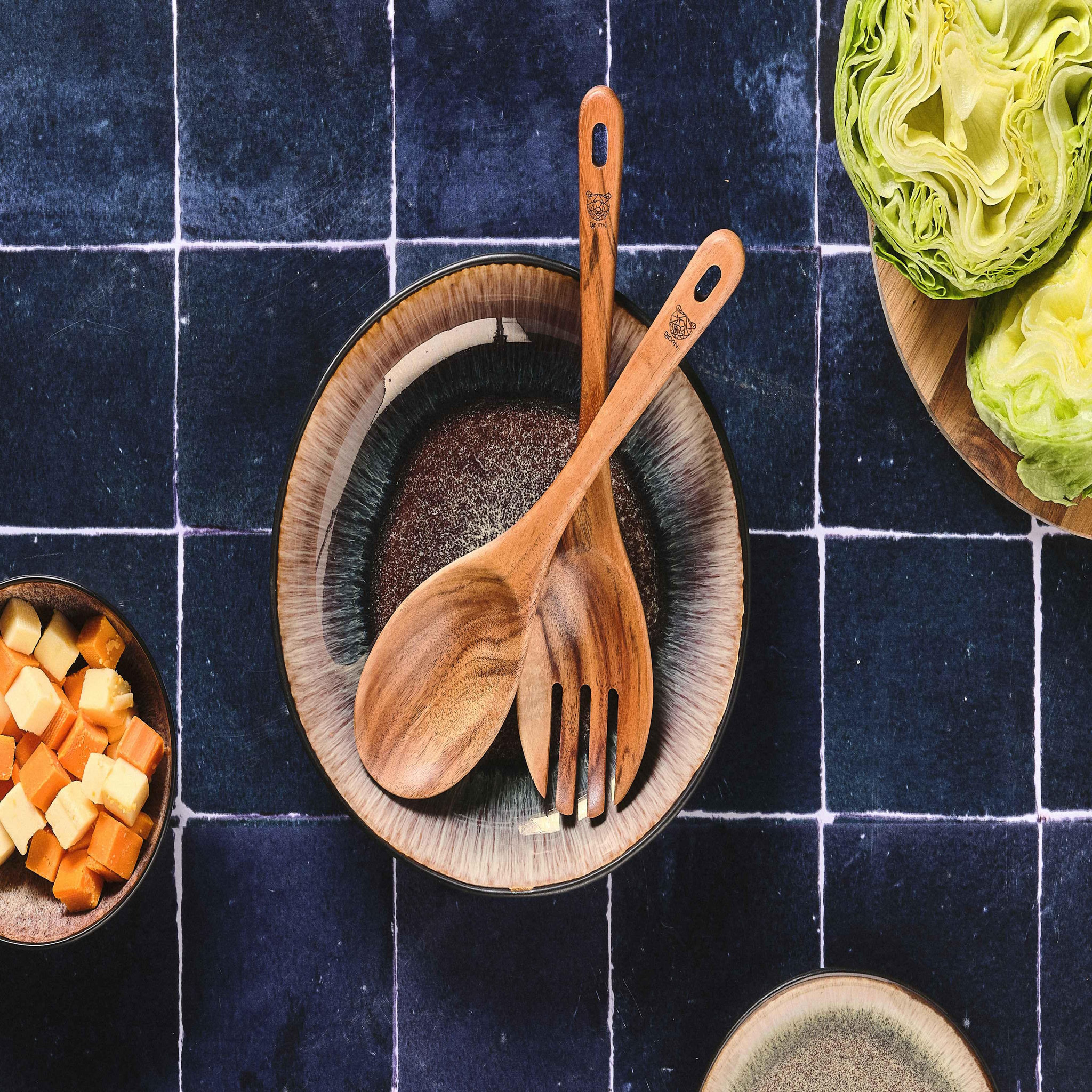Voir la diapositive 2 : BJORN Couverts à salade en bois d'acacia ESKIL