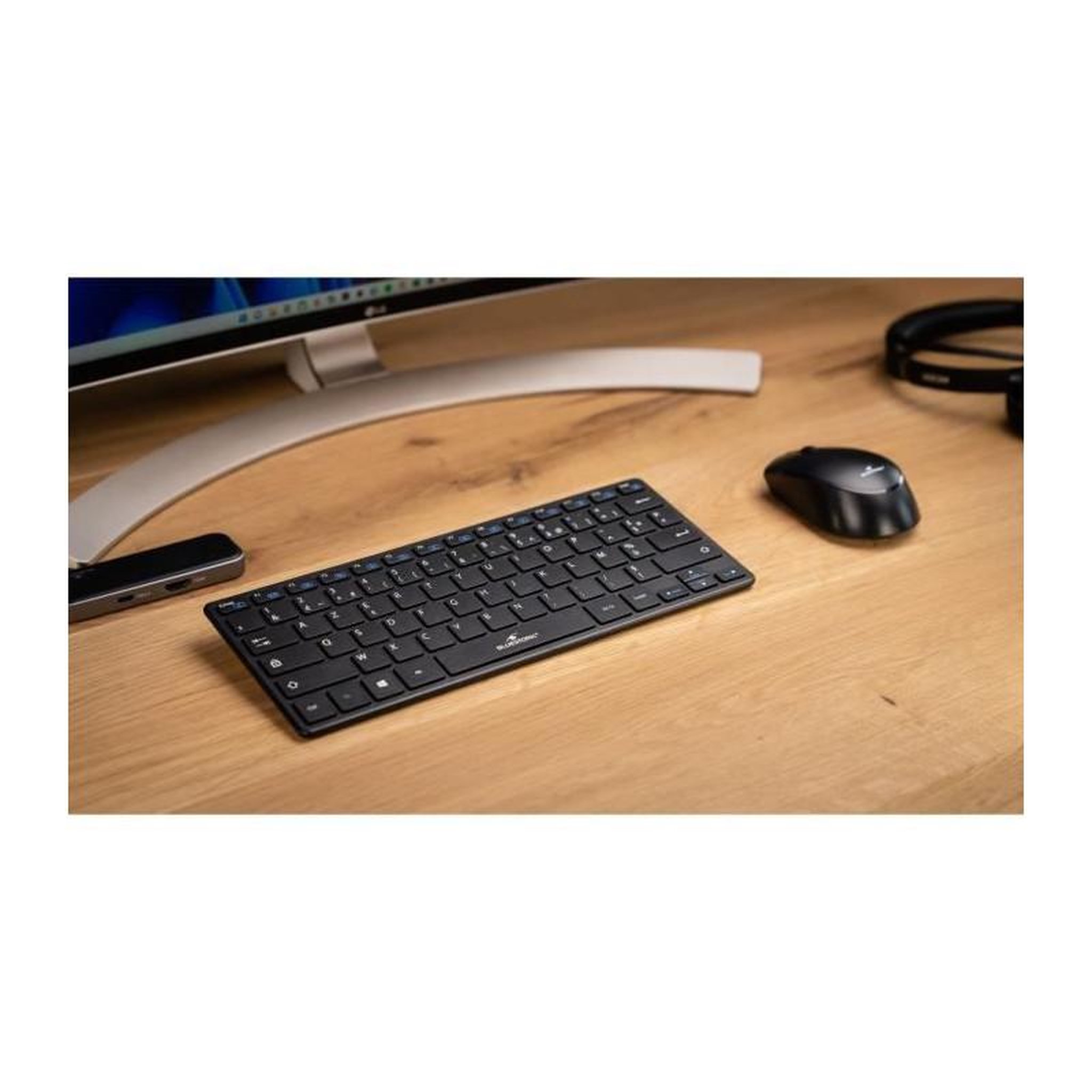 Voir la diapositive 4 : BLUESTORK Pack Clavier et souris sans fil - BLUESTORK - PACK-MINI/FR - Ultra compact - Noir